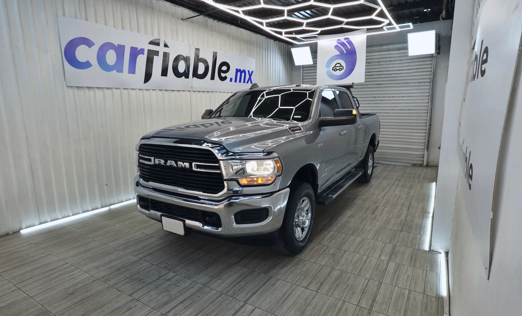 RAM 2500 SLT HD 2021 — exterior 1 de 10