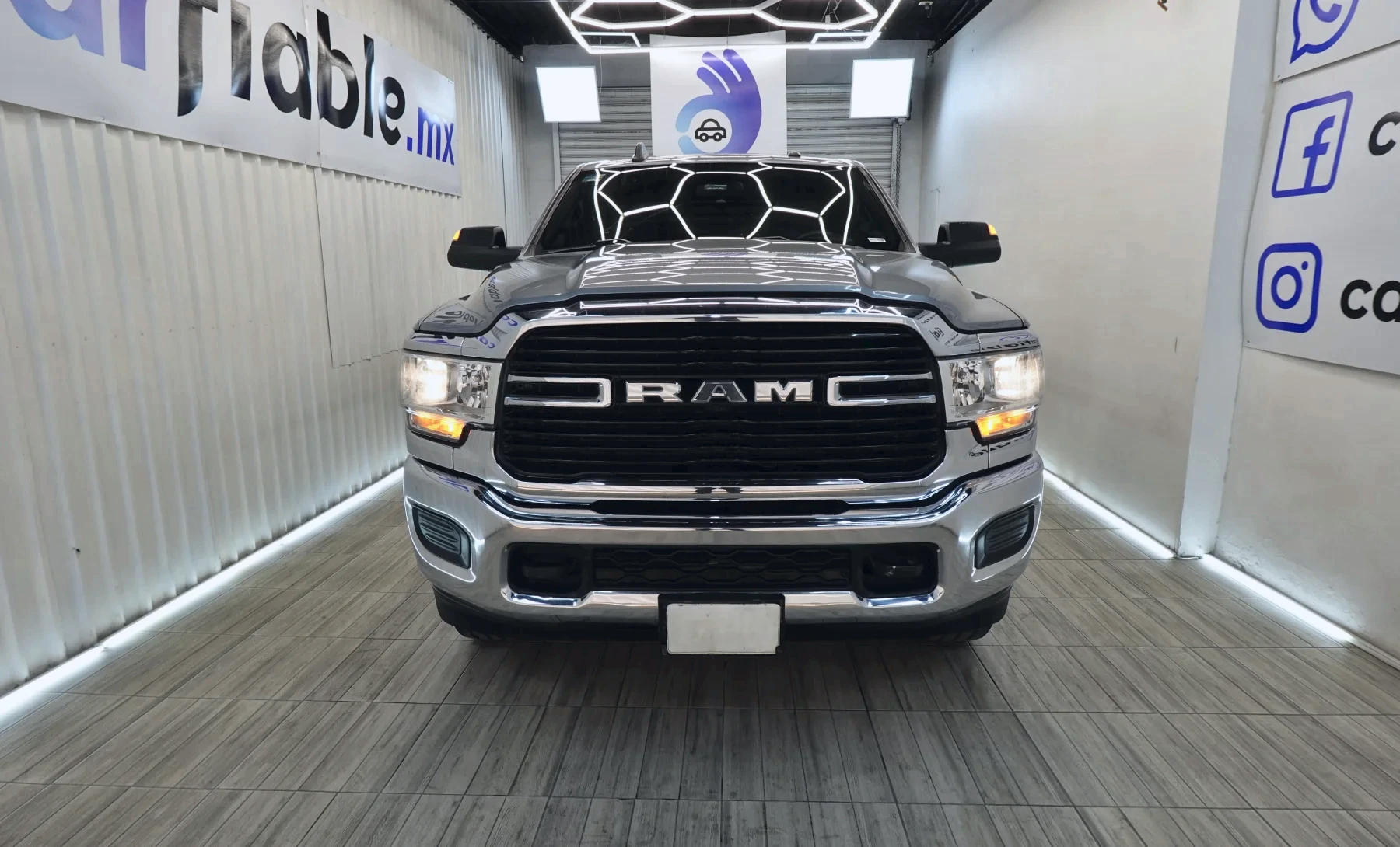 RAM 2500 SLT HD 2021 — exterior 2 de 10
