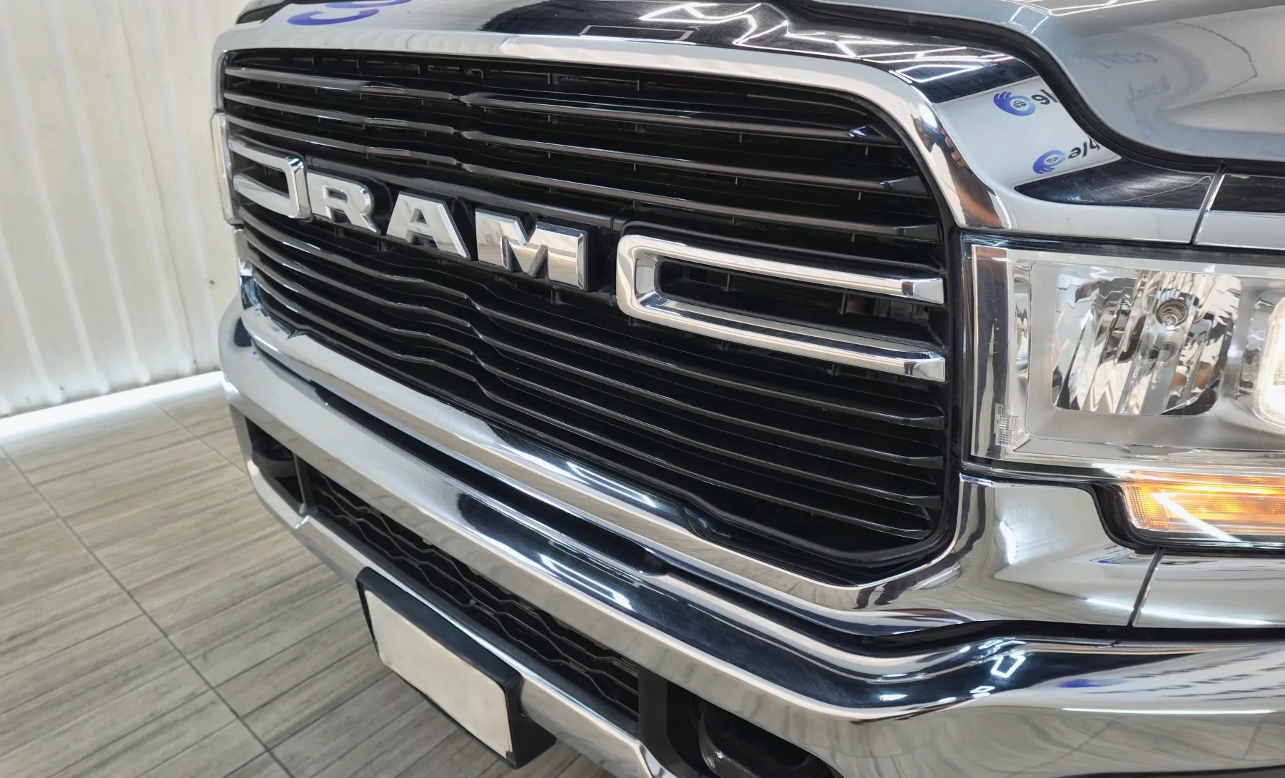RAM 2500 SLT HD 2021 — exterior 7 de 10