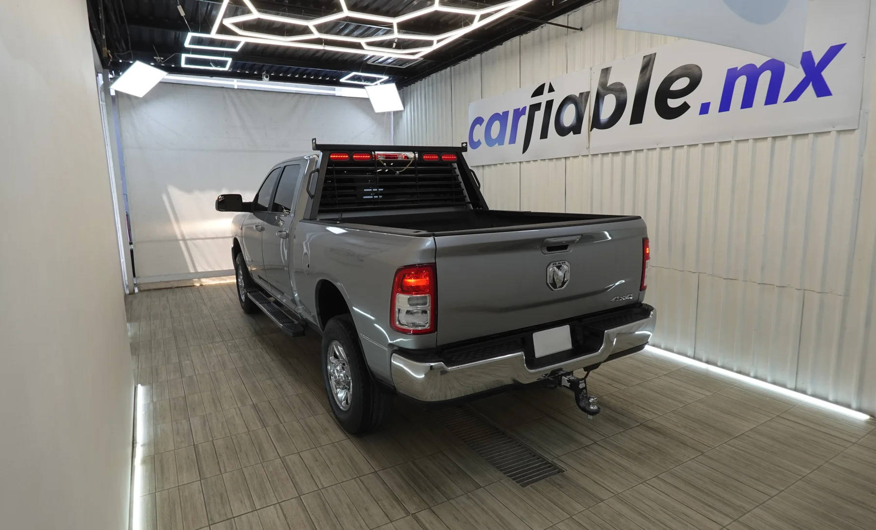 RAM 2500 SLT HD 2021 — exterior 6 de 10