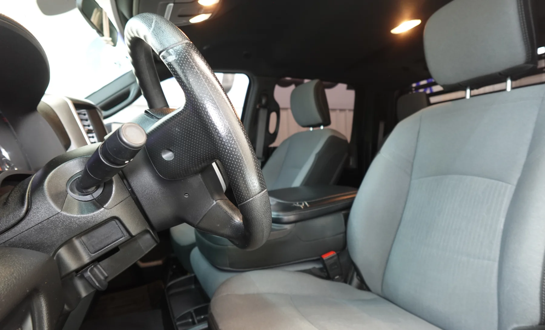 RAM 2500 SLT HD 2021 — interior 3 de 7