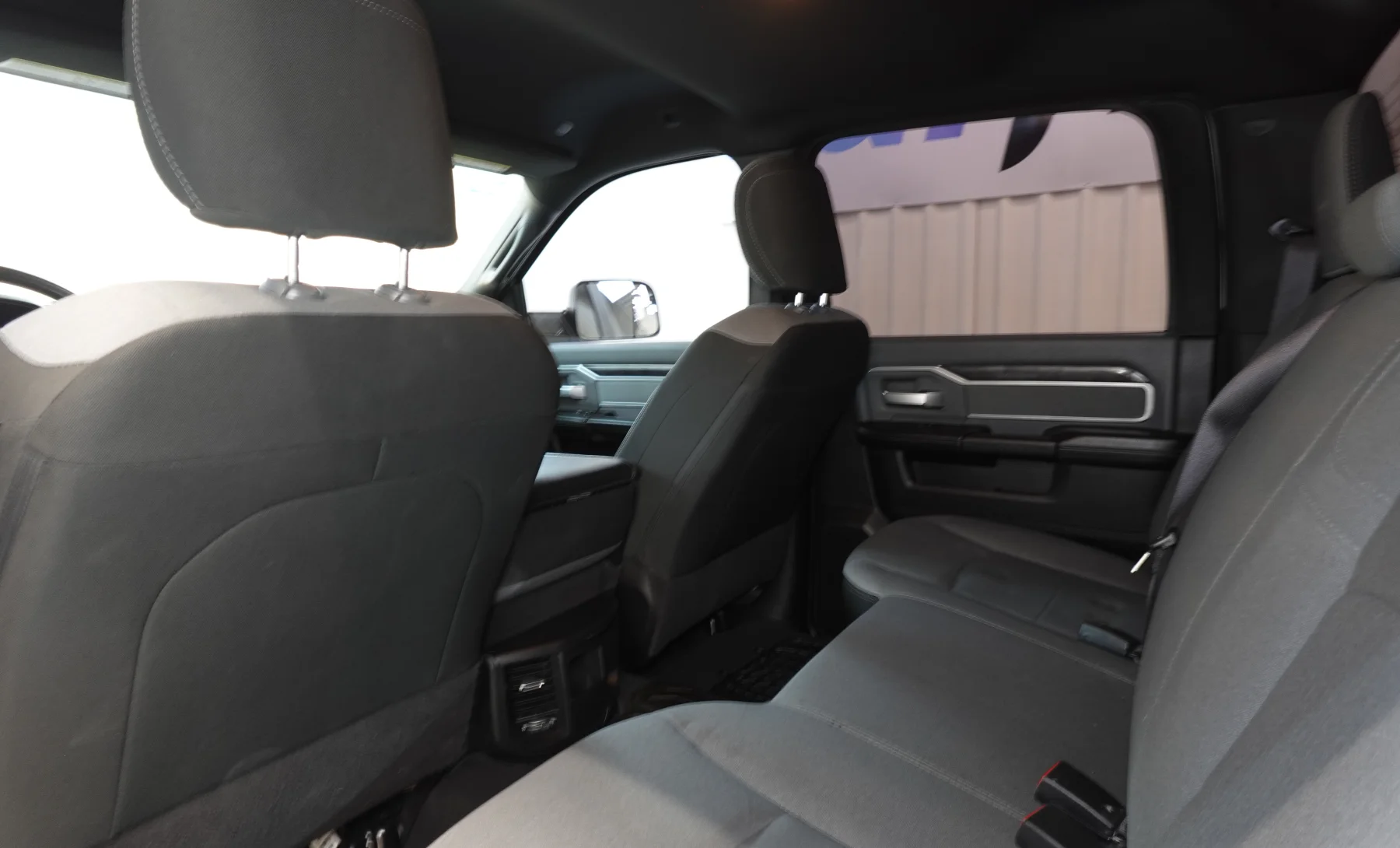 RAM 2500 SLT HD 2021 — interior 4 de 7
