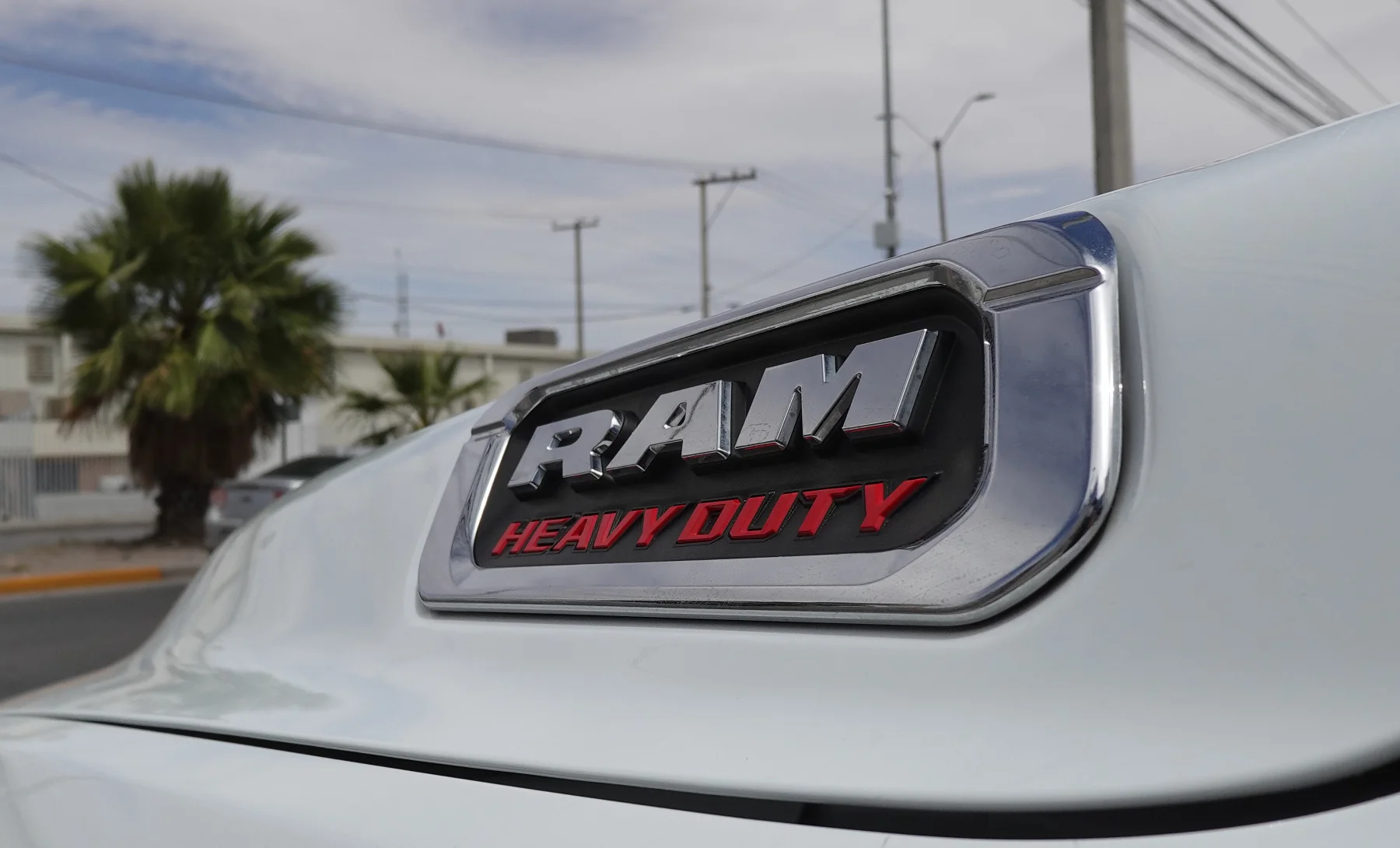 RAM 4000 CHASIS CAB PL 2024 — exterior 9 de 10