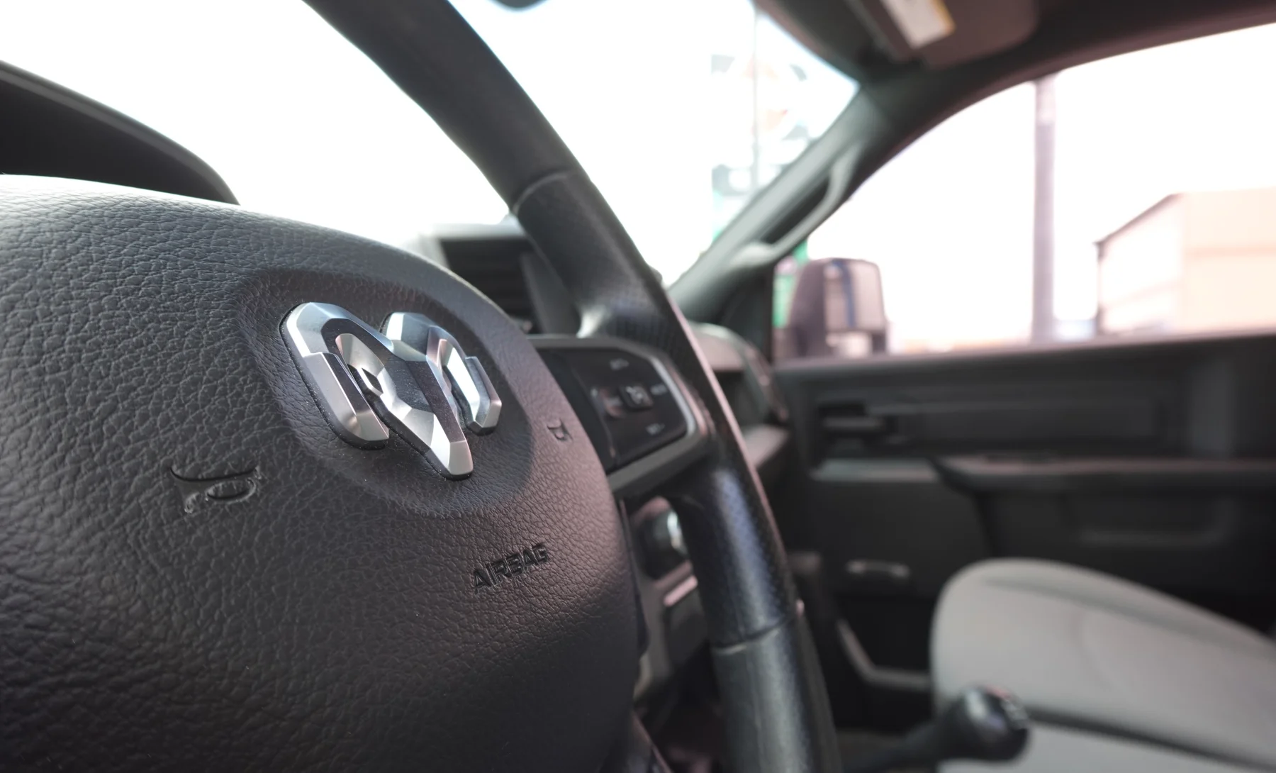RAM 4000 CHASIS CAB PL 2024 — interior 3 de 9