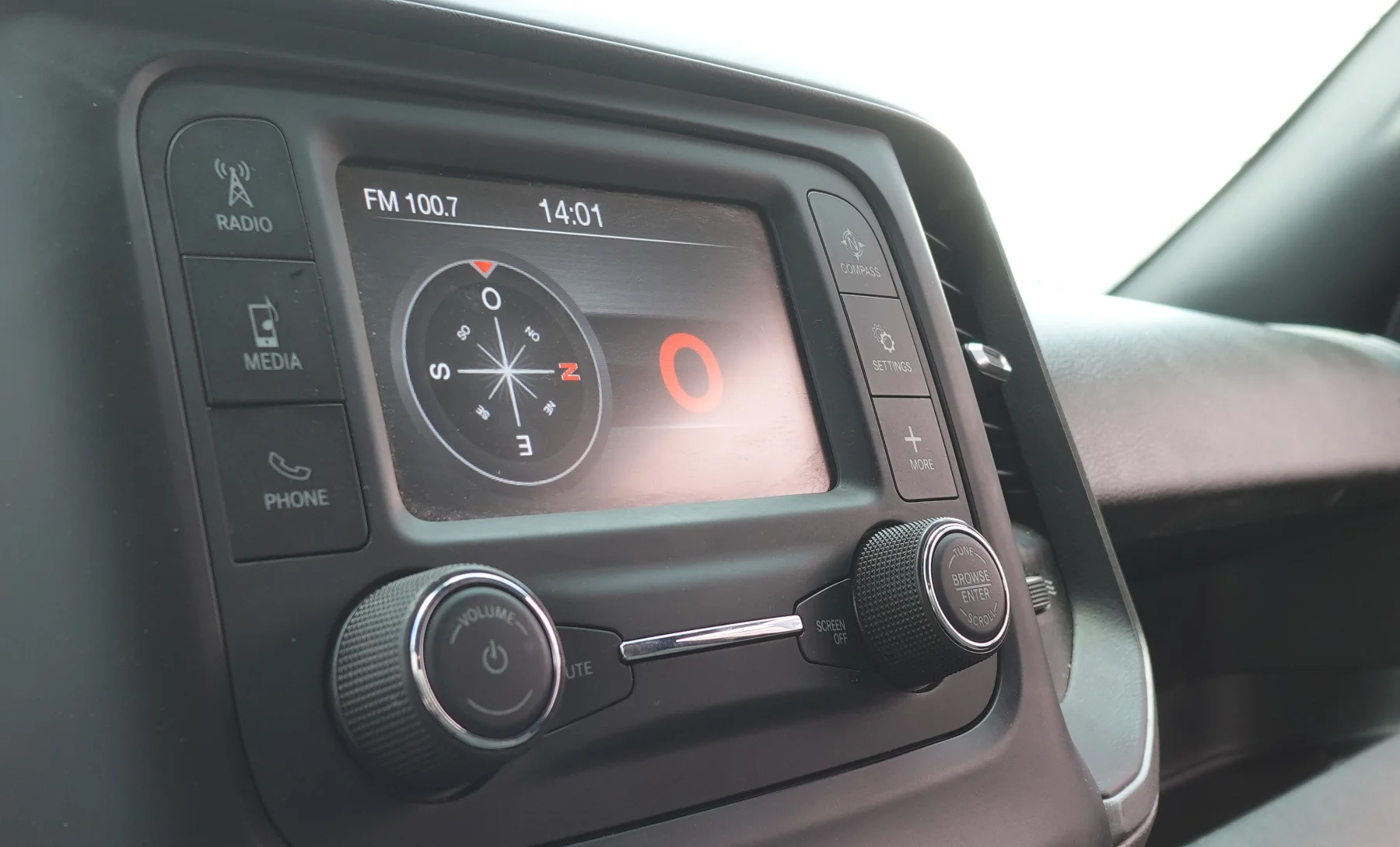 RAM 4000 CHASIS CAB PL 2024 — interior 5 de 9