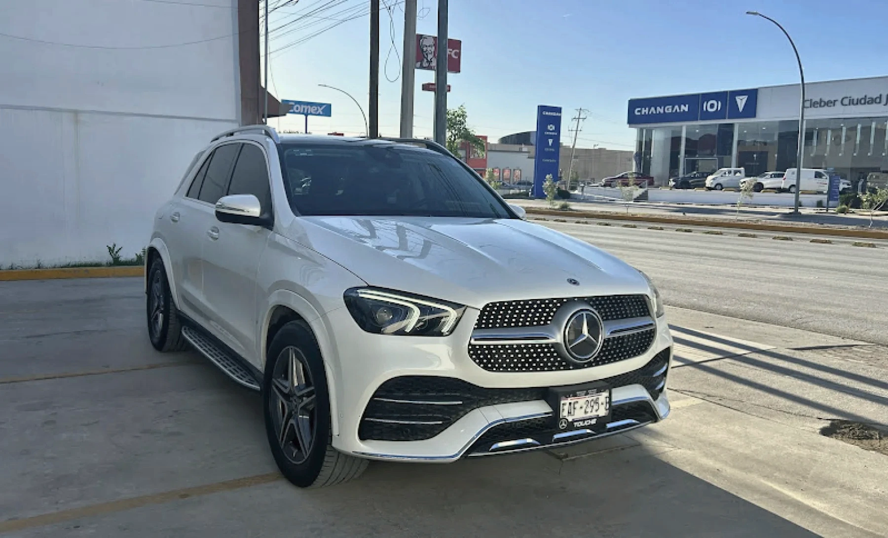 Mercedes-Benz GLE450 4Matic 2022 — exterior 3 de 5