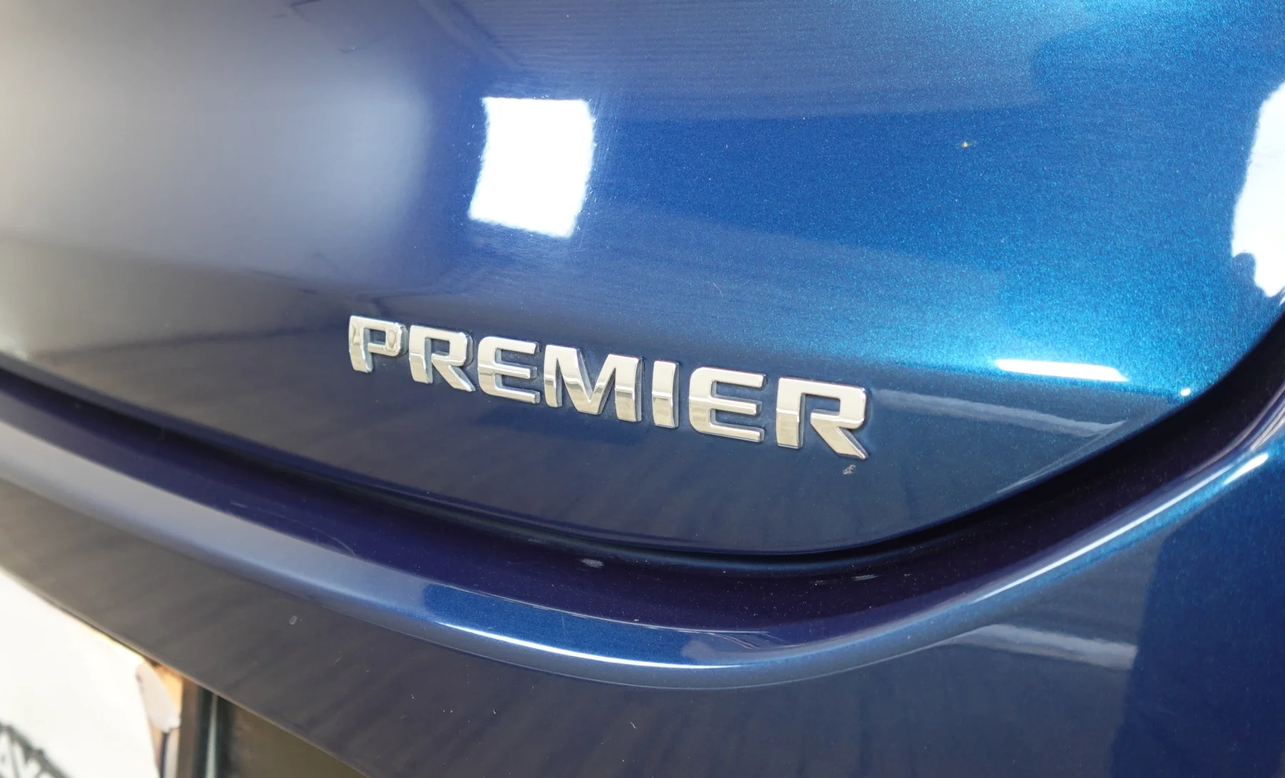 Chevrolet Onix Premier 2021 — exterior 8 de 10