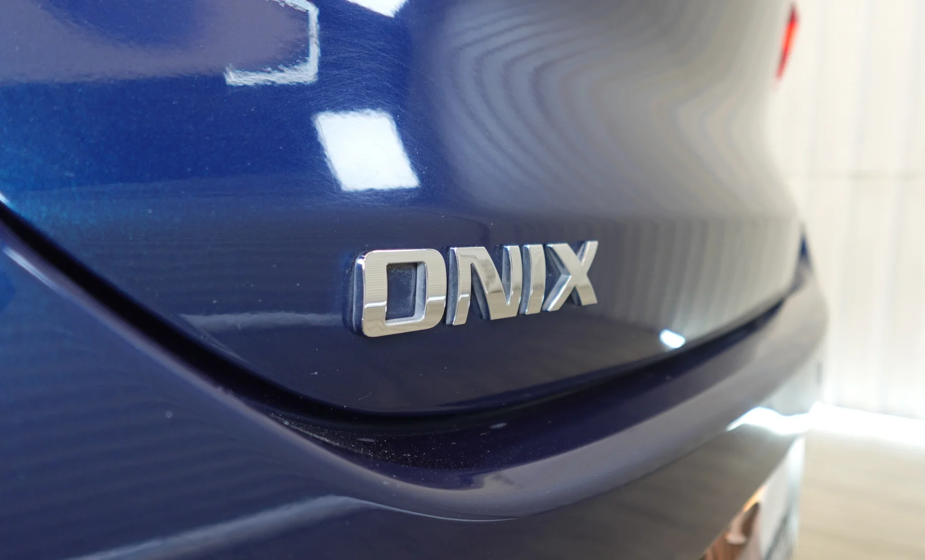 Chevrolet Onix Premier 2021 — exterior 9 de 10