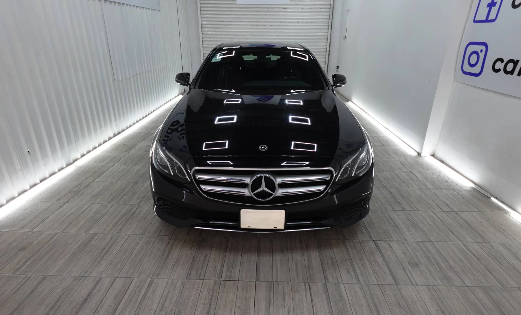 Mercedes-Benz E 200 2020 — exterior 2 de 5