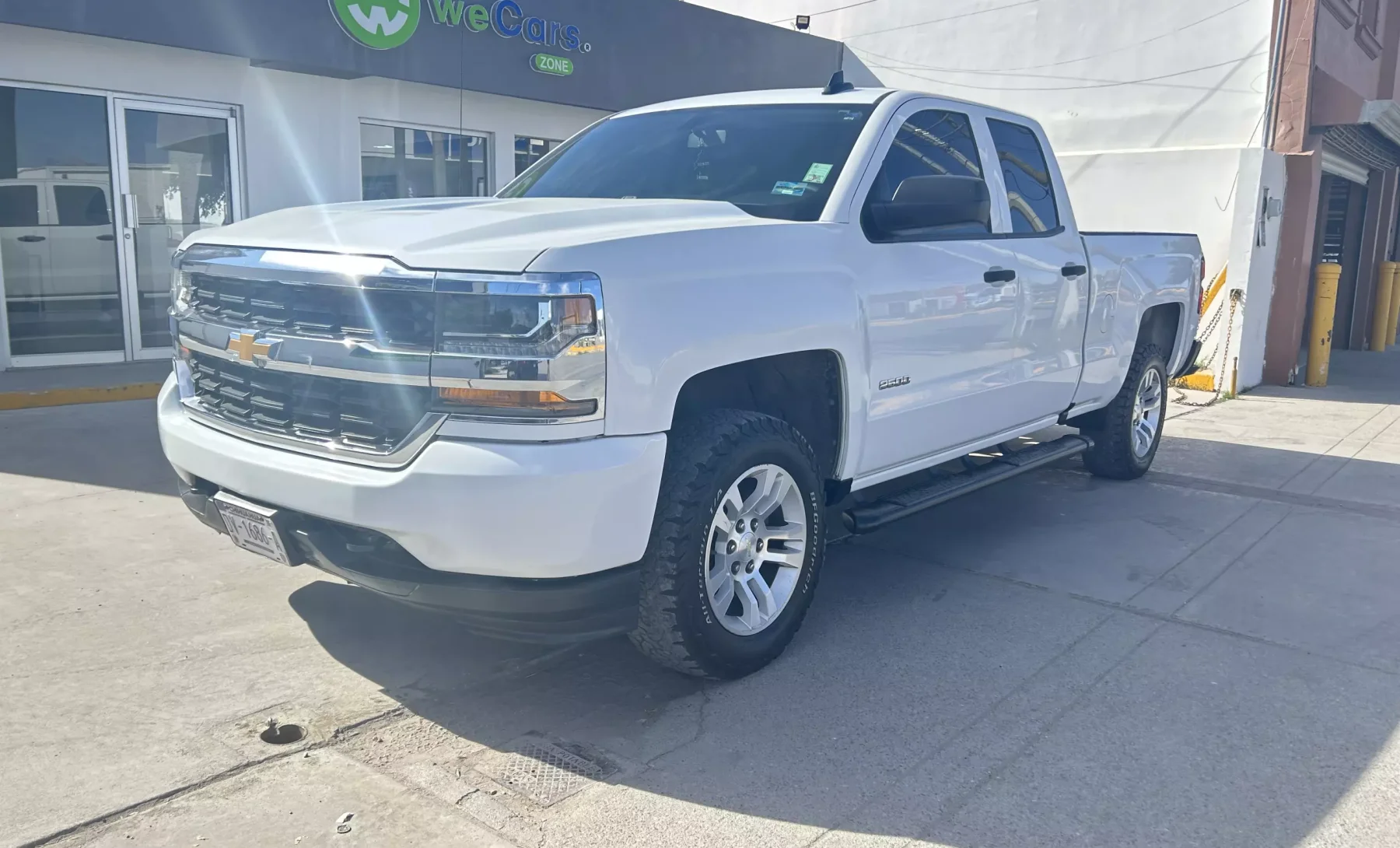 Chevrolet Silverado 2500 LS 2017 — exterior 1 de 5