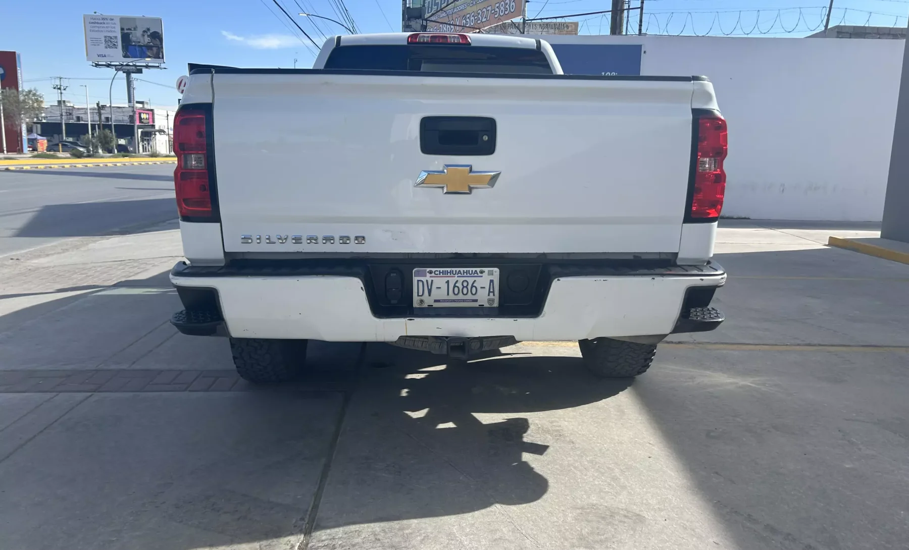 Chevrolet Silverado 2500 LS 2017 — exterior 4 de 5