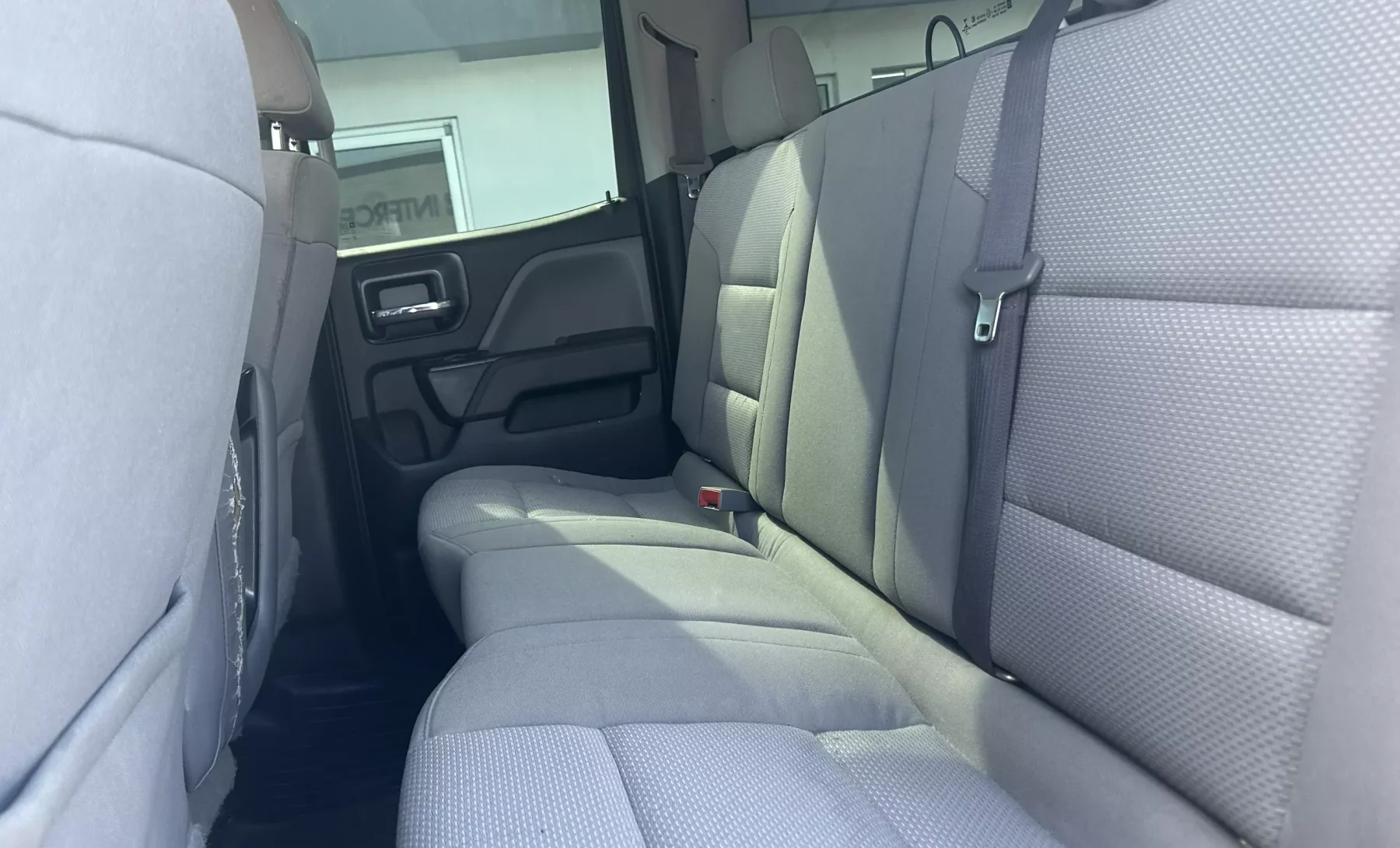 Chevrolet Silverado 2500 LS 2017 — interior 3 de 4