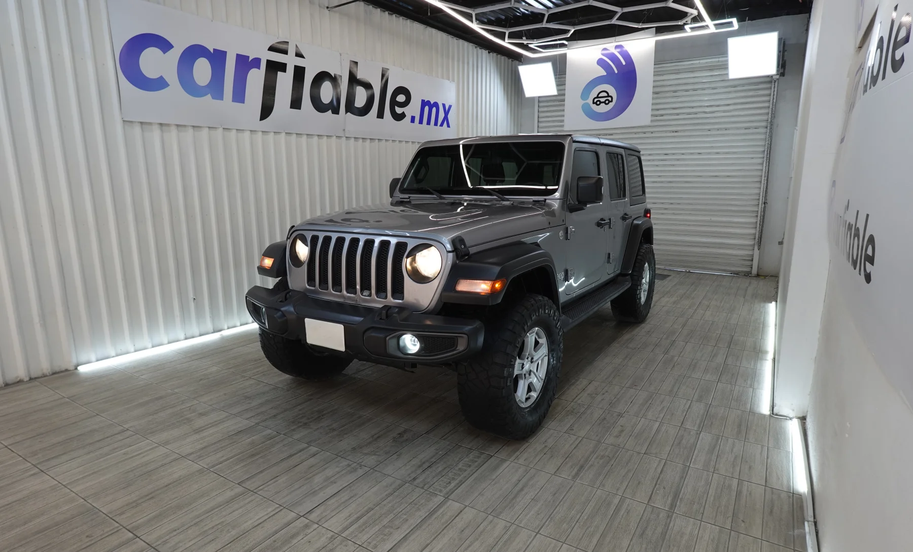Jeep Wrangler Unlimited Sport S 2019 — exterior 1 de 10