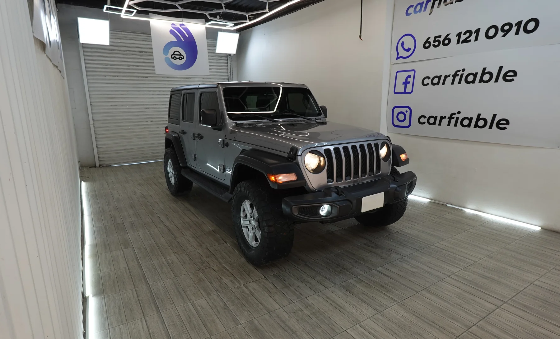 Jeep Wrangler Unlimited Sport S 2019 — exterior 3 de 10