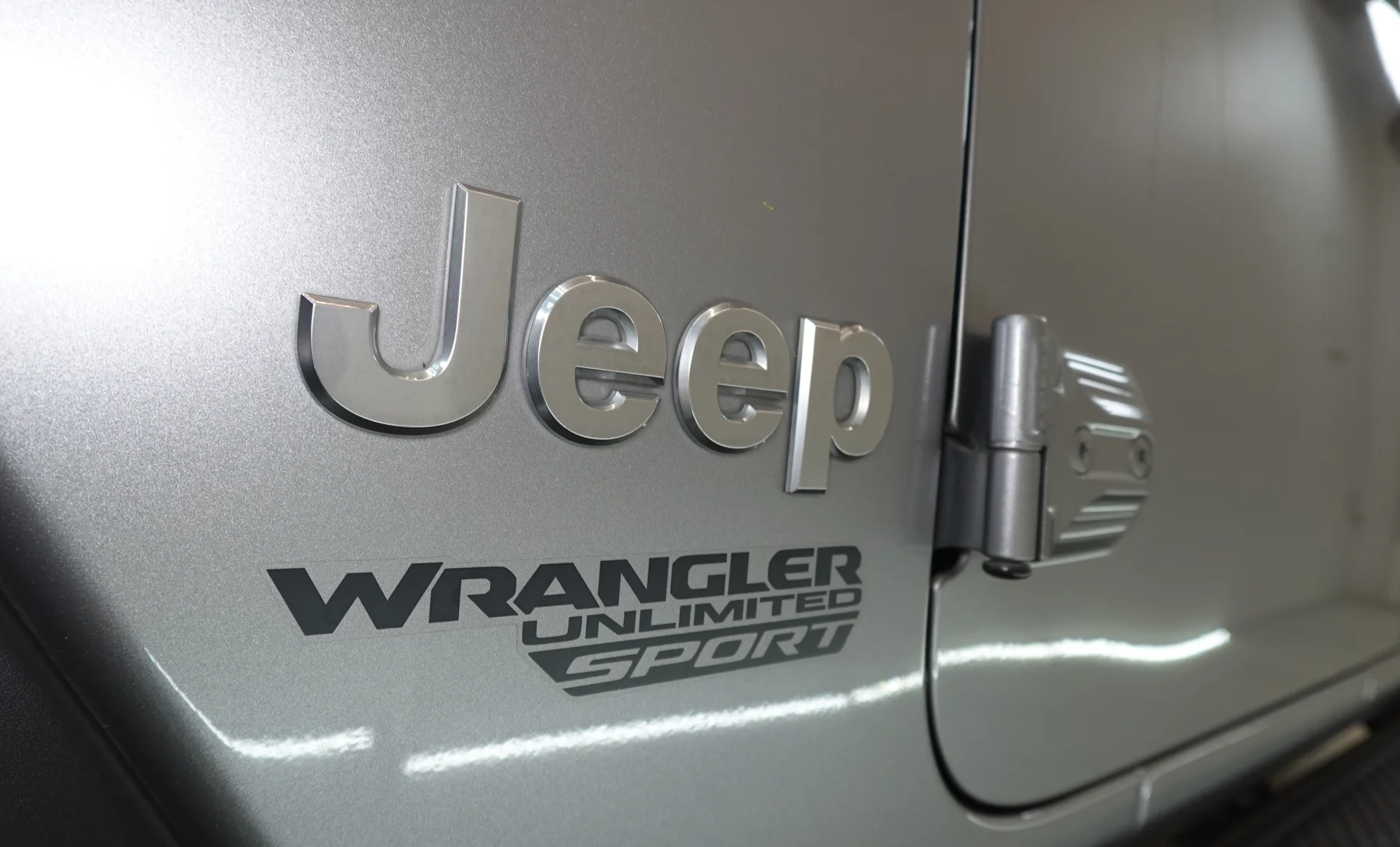 Jeep Wrangler Unlimited Sport S 2019 — interior 2 de 9