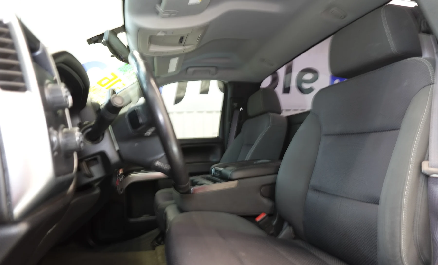 Chevrolet Silverado 1500 LT 2016 — interior 4 de 9