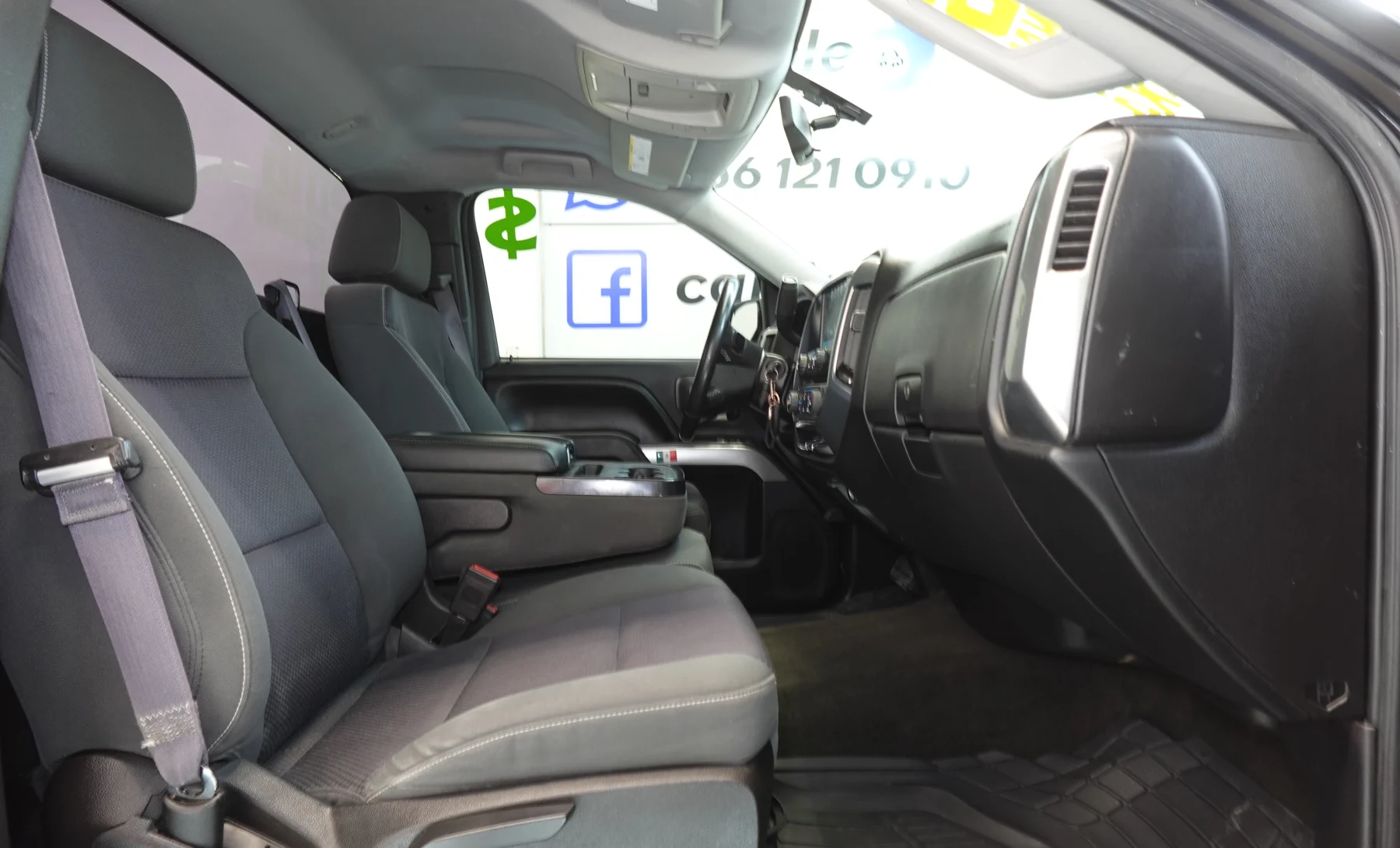 Chevrolet Silverado 1500 LT 2016 — interior 9 de 9