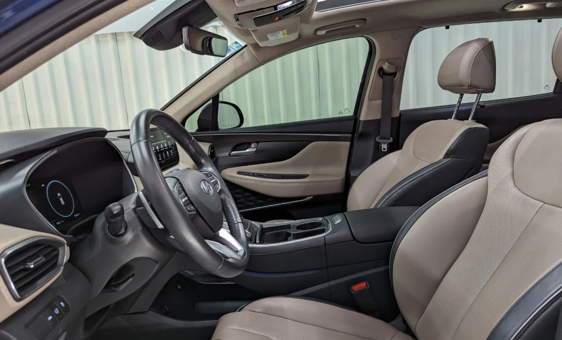 Hyundai Santa Fe Calligraphy 2022 — interior 1 de 4