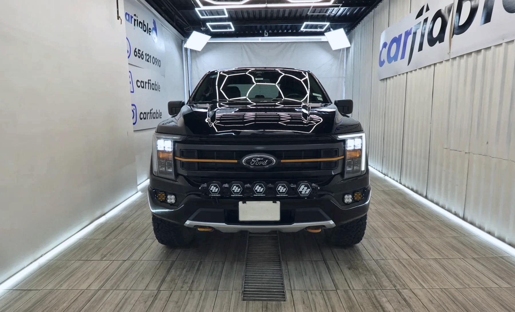 Ford Lobo Tremor 2021 — exterior 2 de 10