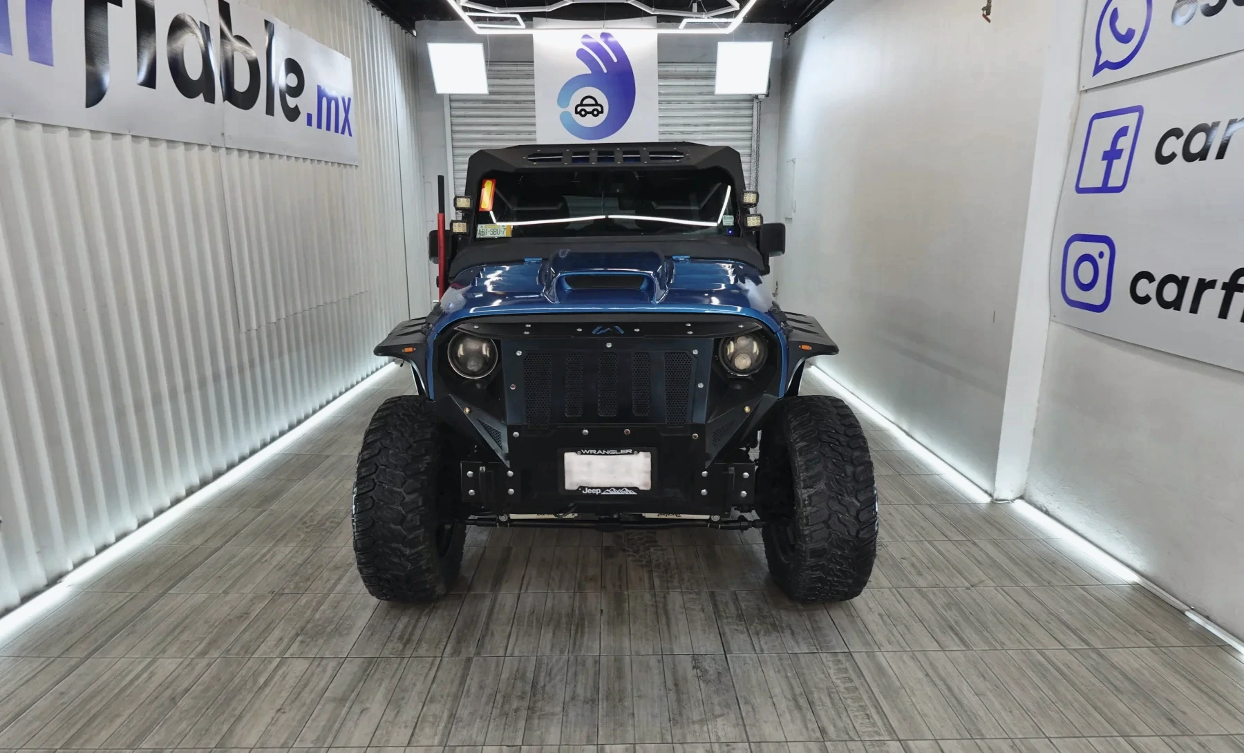 Jeep Wrangler Unlimited Sport 2013 — exterior 2 de 10