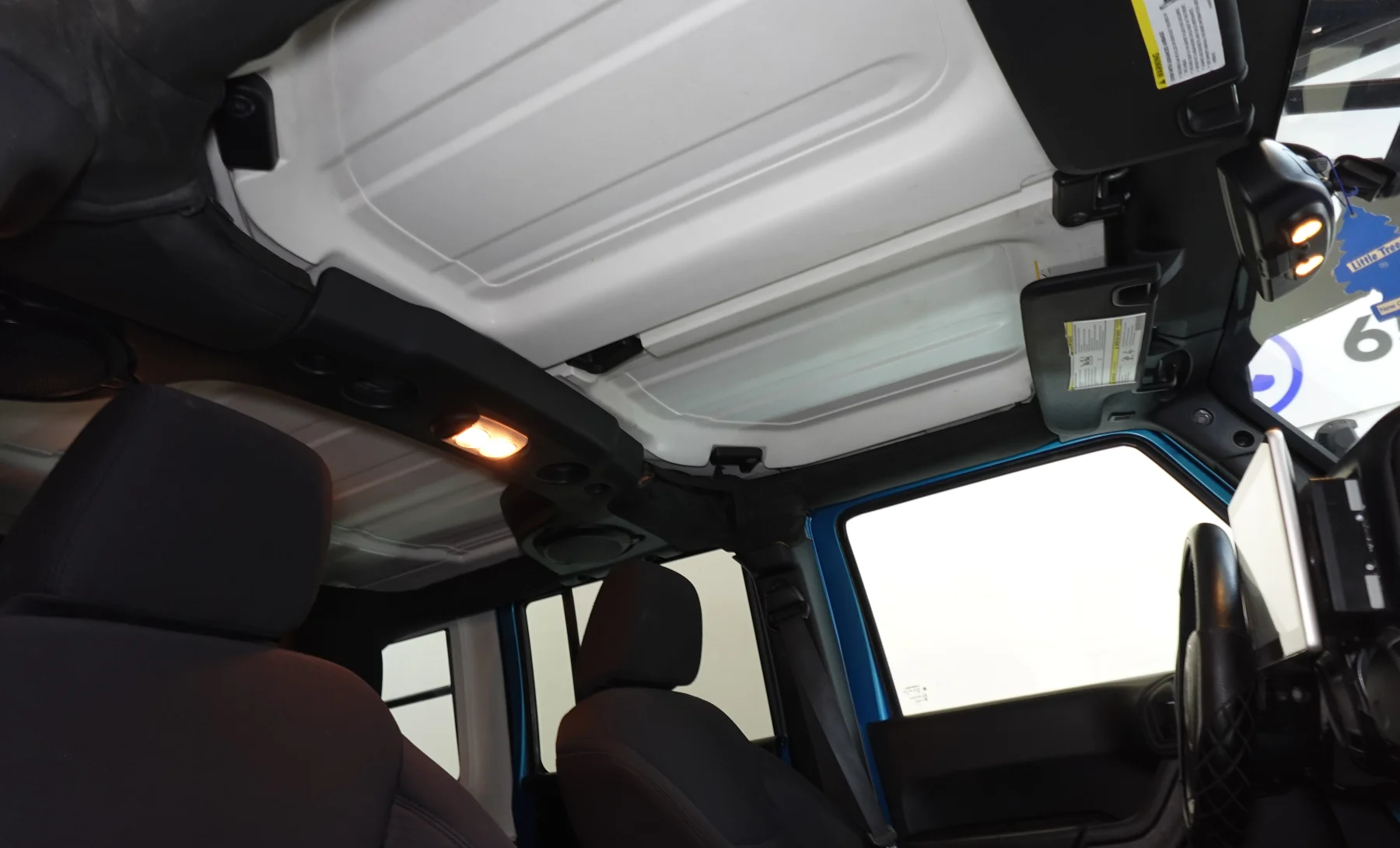 Jeep Wrangler Unlimited Sport 2013 — interior 8 de 8