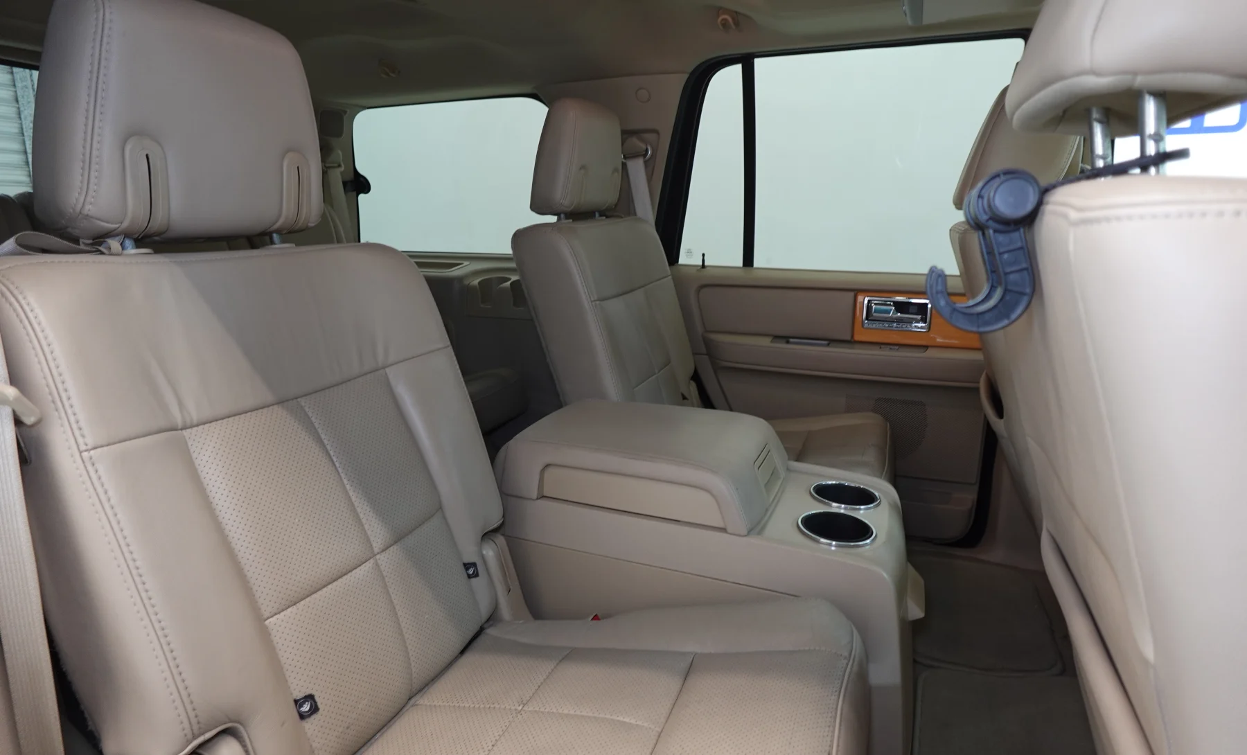 Lincoln Navigator Base 2008 — interior 6 de 10