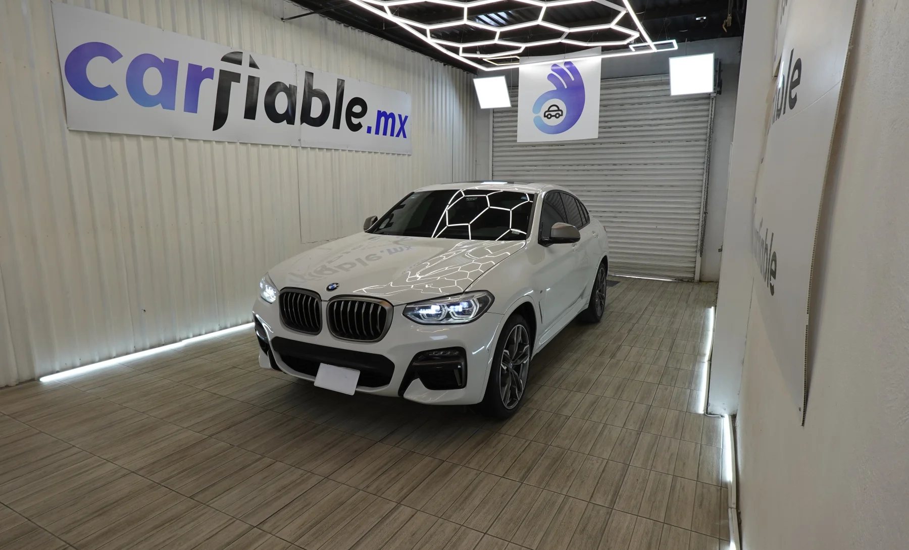 BMW X4 M40i 2021 — exterior 1 de 10