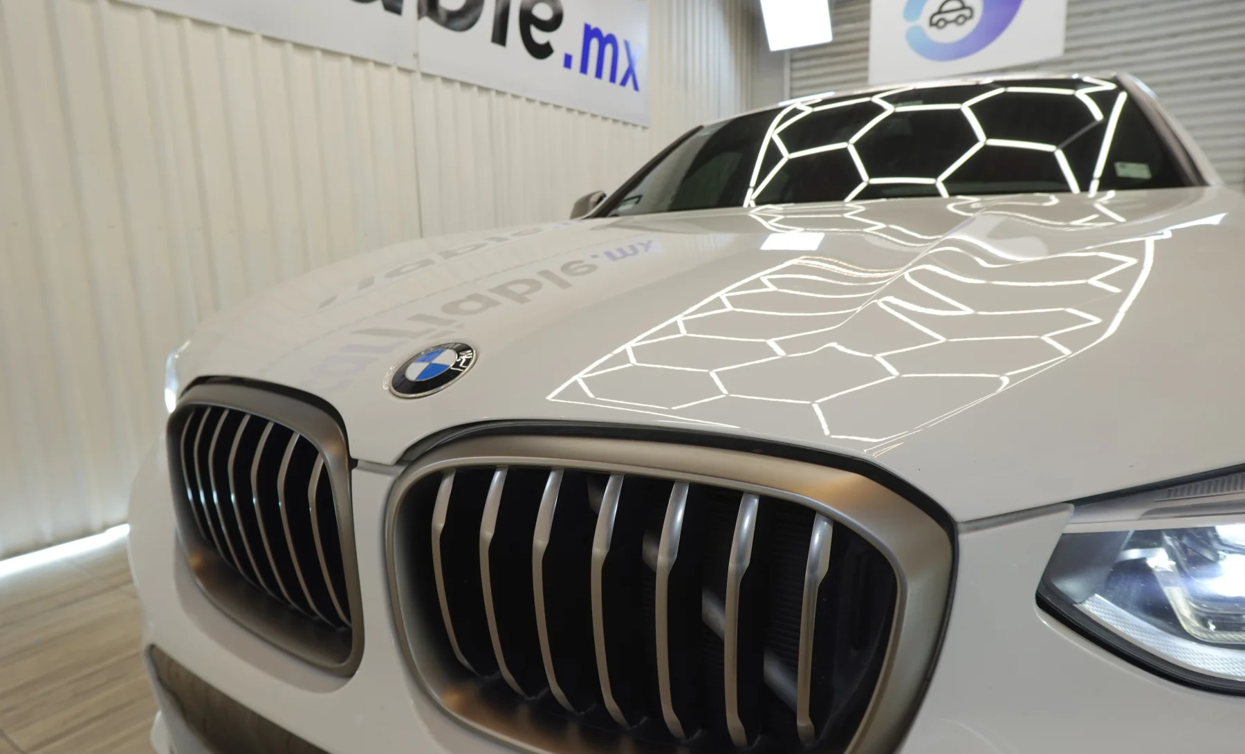 BMW X4 M40i 2021 — exterior 10 de 10