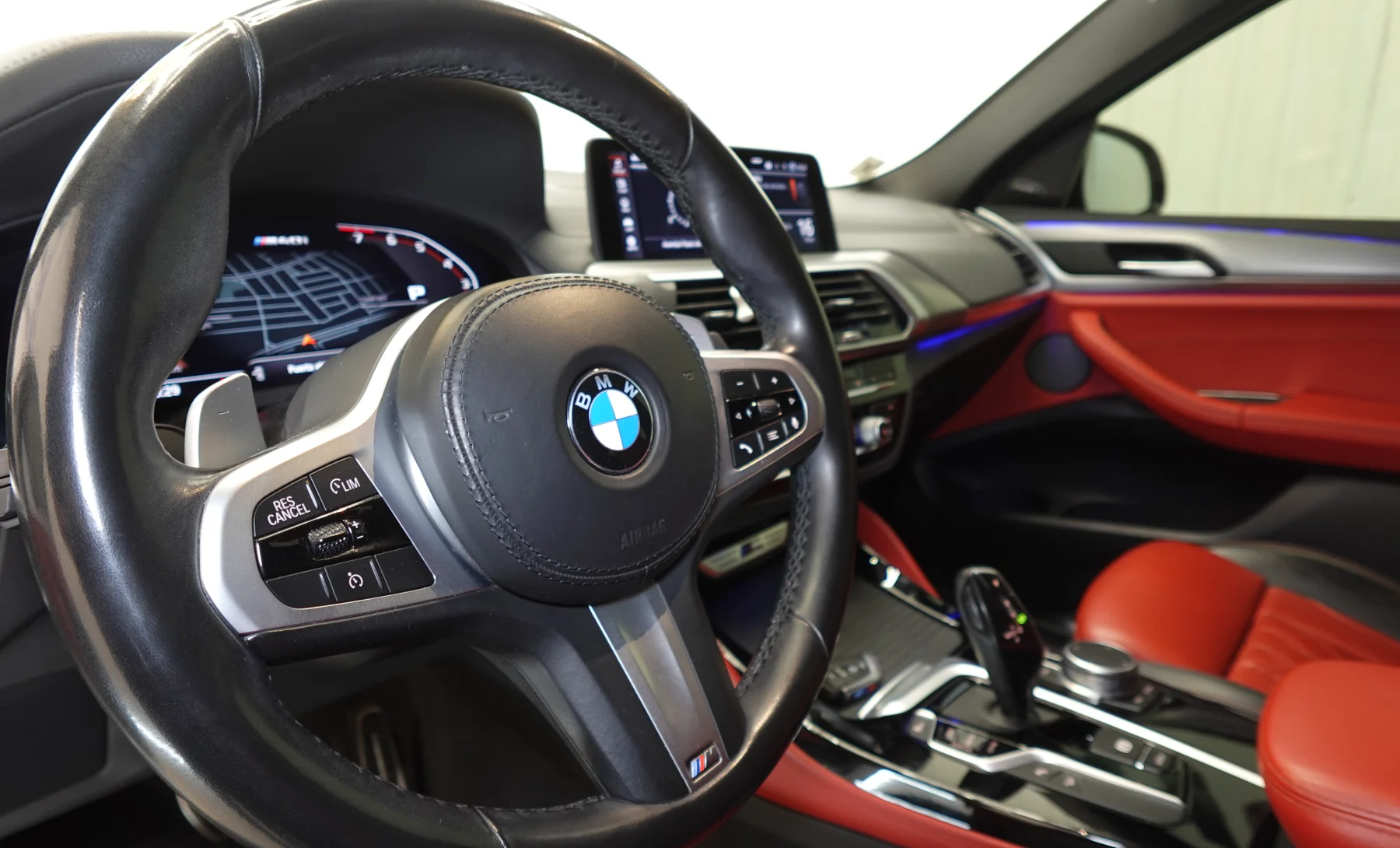 BMW X4 M40i 2021 — interior 2 de 10