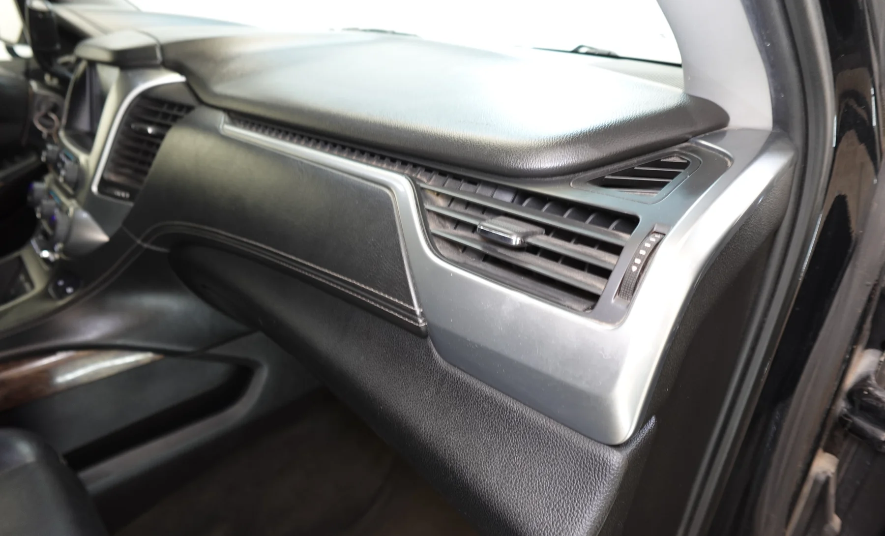Chevrolet Tahoe LT 2015 — interior 5 de 9