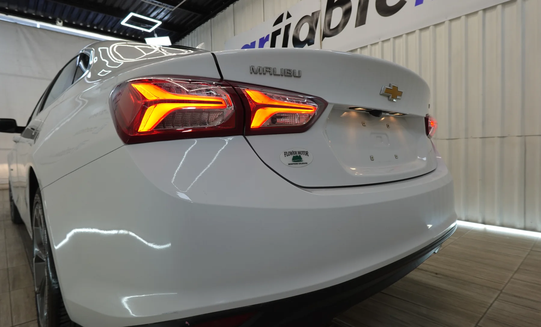 Chevrolet Malibu LT 2020 — exterior 9 de 10