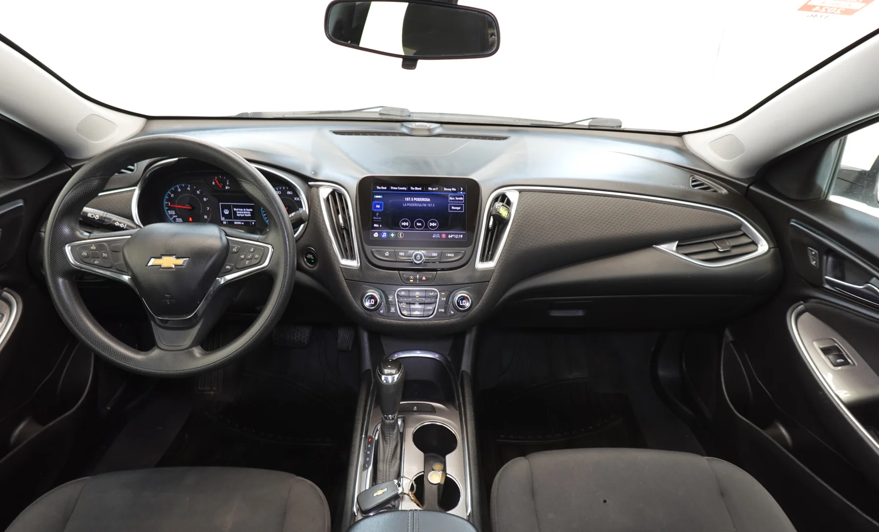Chevrolet Malibu LT 2020 — interior 5 de 9