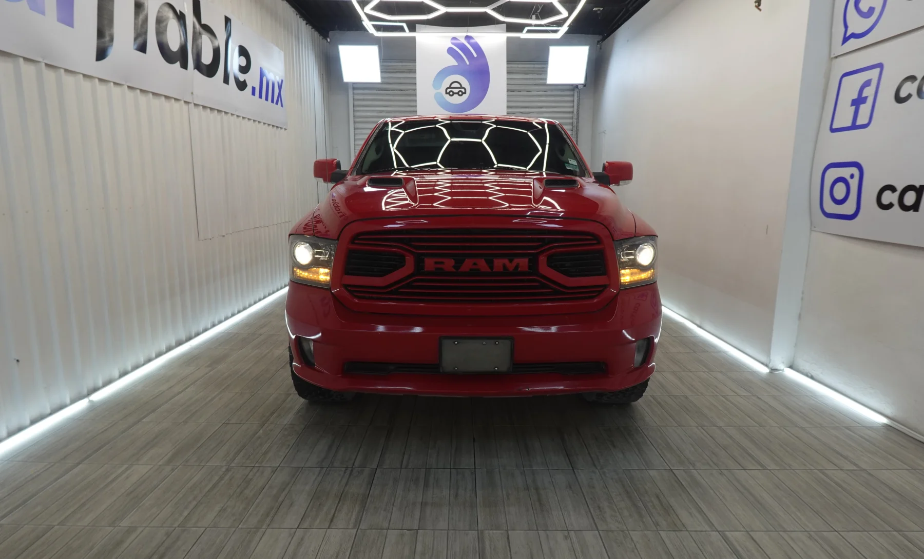 RAM 2500 SLT 2019 — exterior 2 de 10