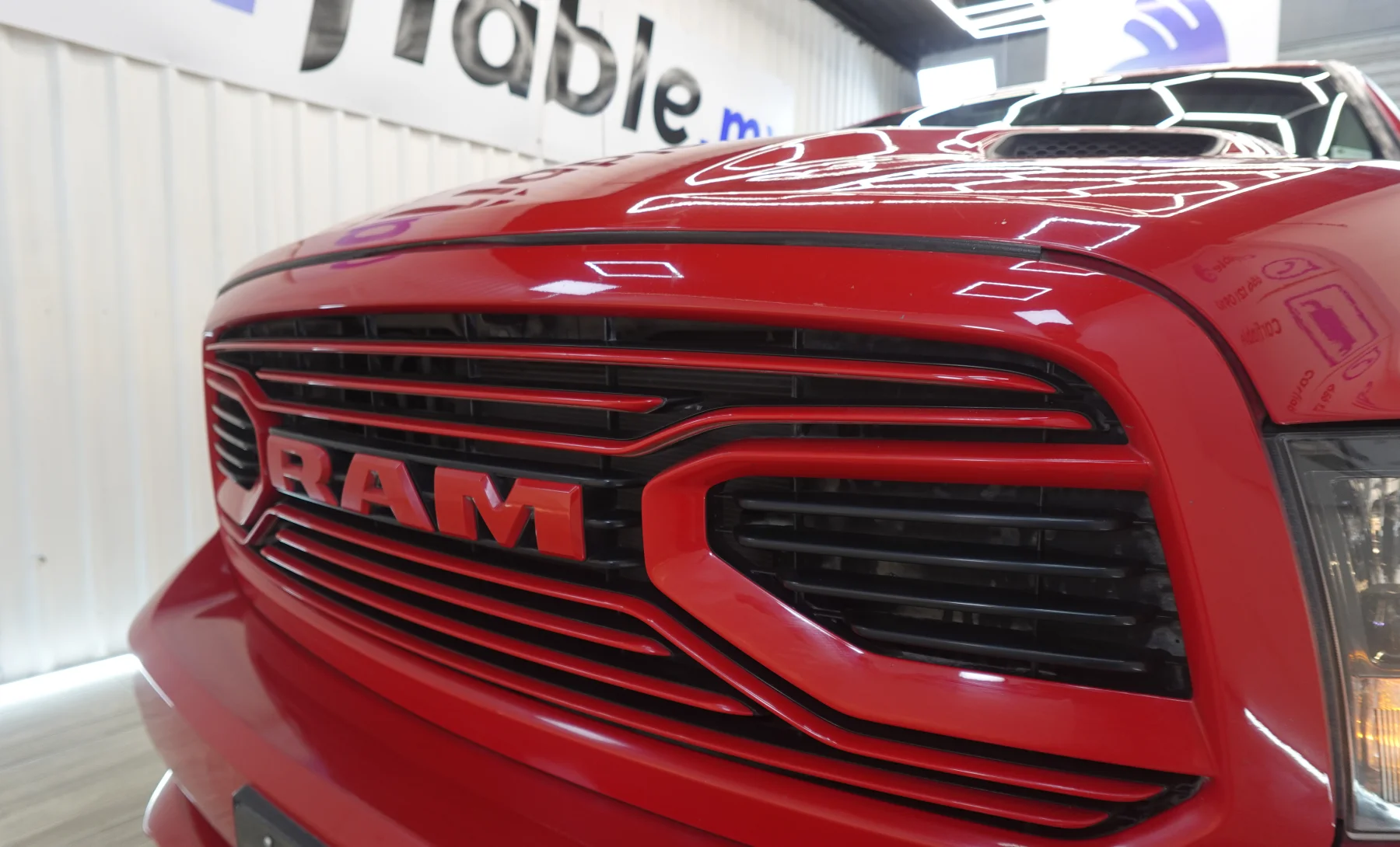 RAM 2500 SLT 2019 — exterior 7 de 10
