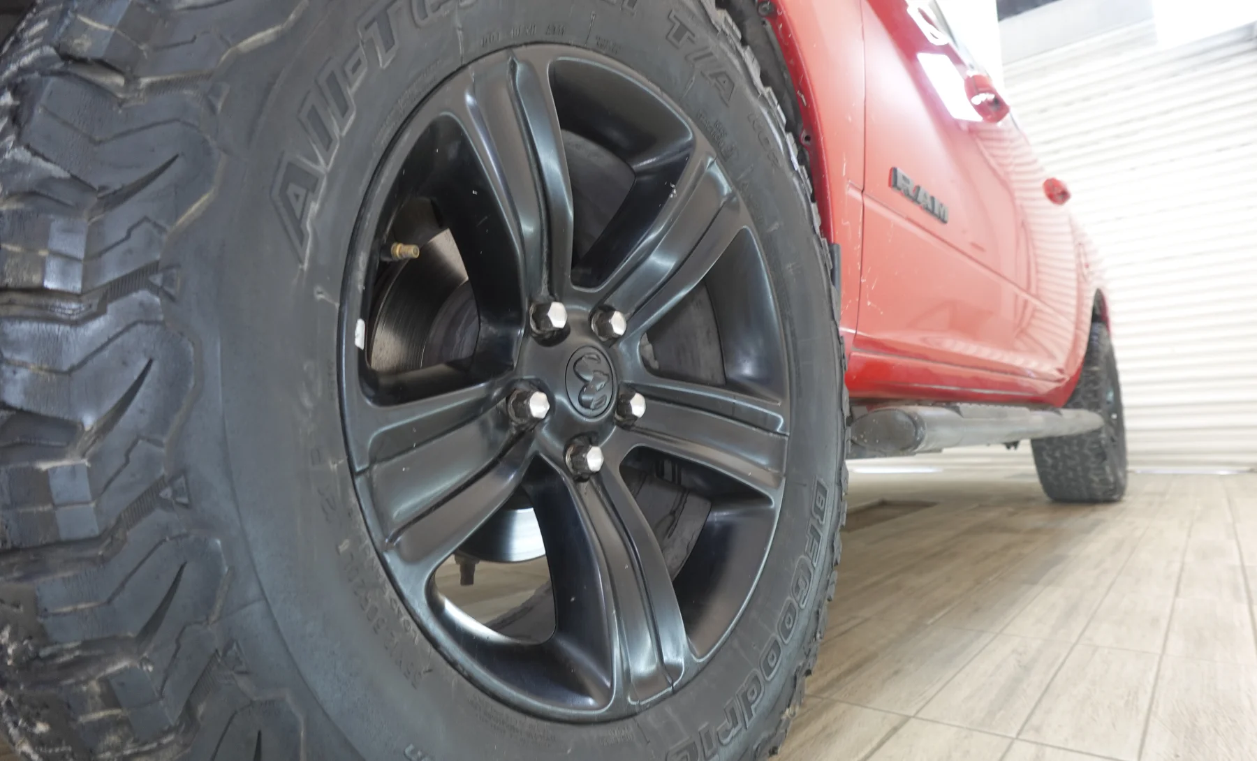 RAM 2500 SLT 2019 — exterior 9 de 10