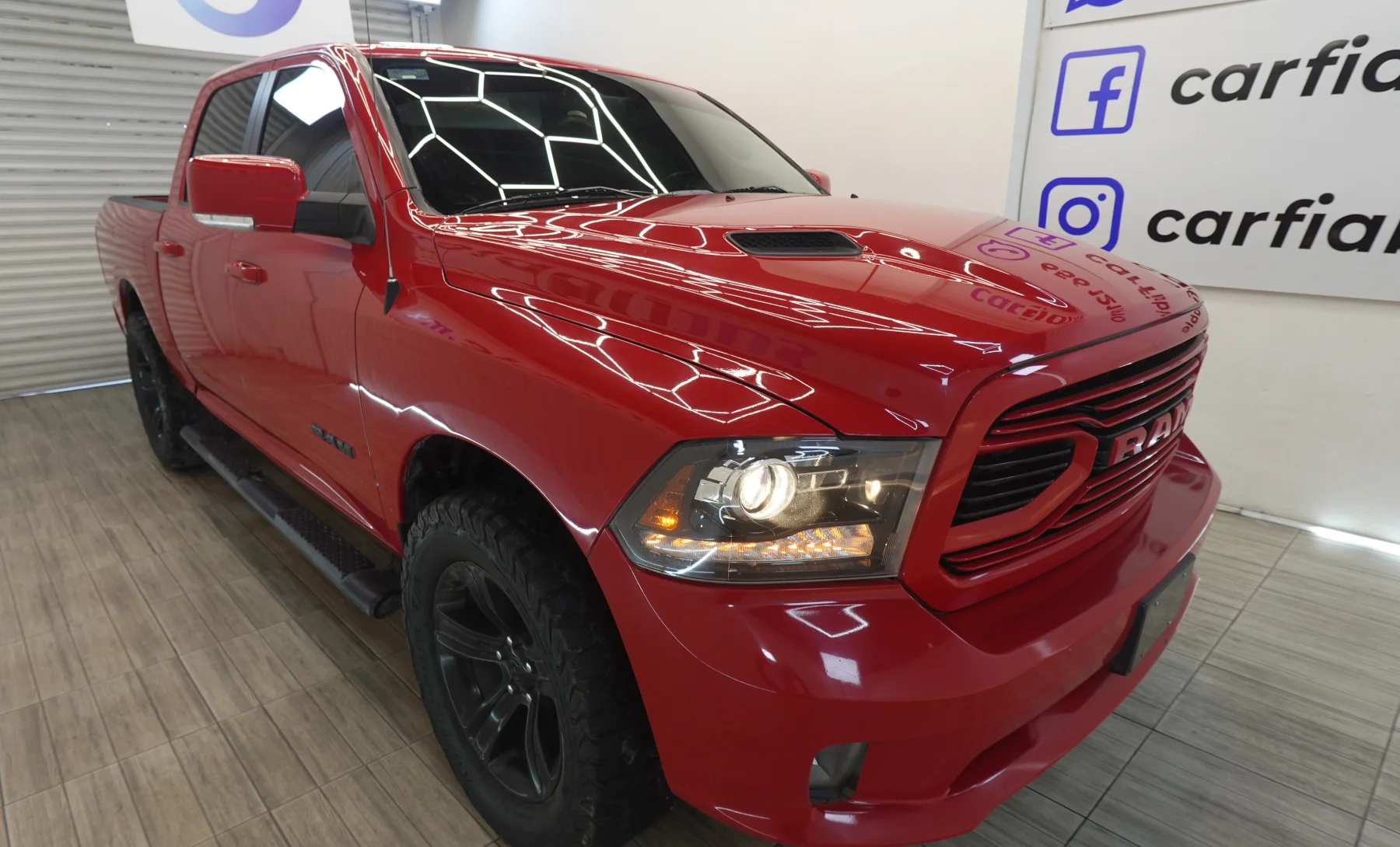 RAM 2500 SLT 2019 — exterior 6 de 10