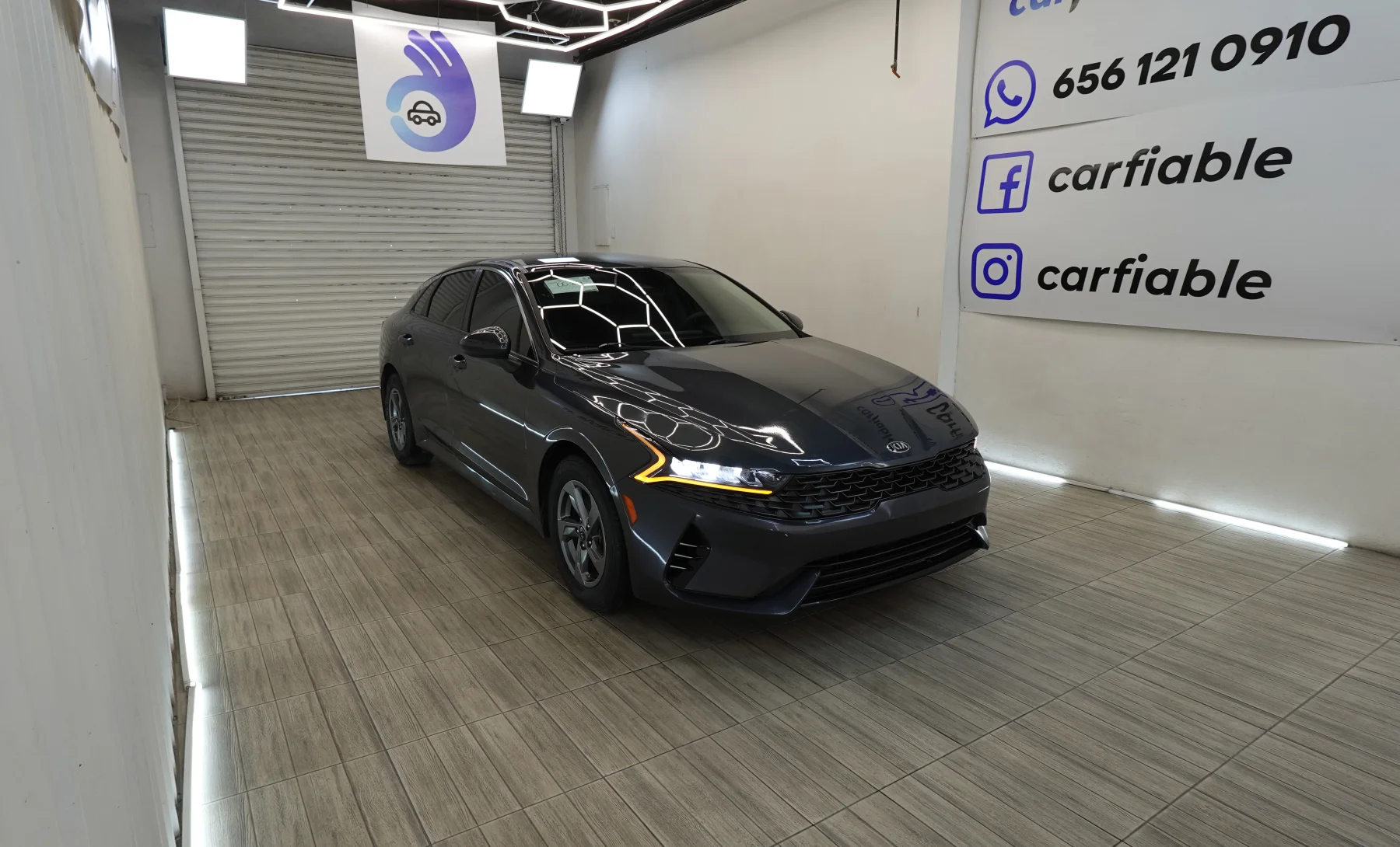 Kia K5 LXS 2021 — exterior 3 de 9