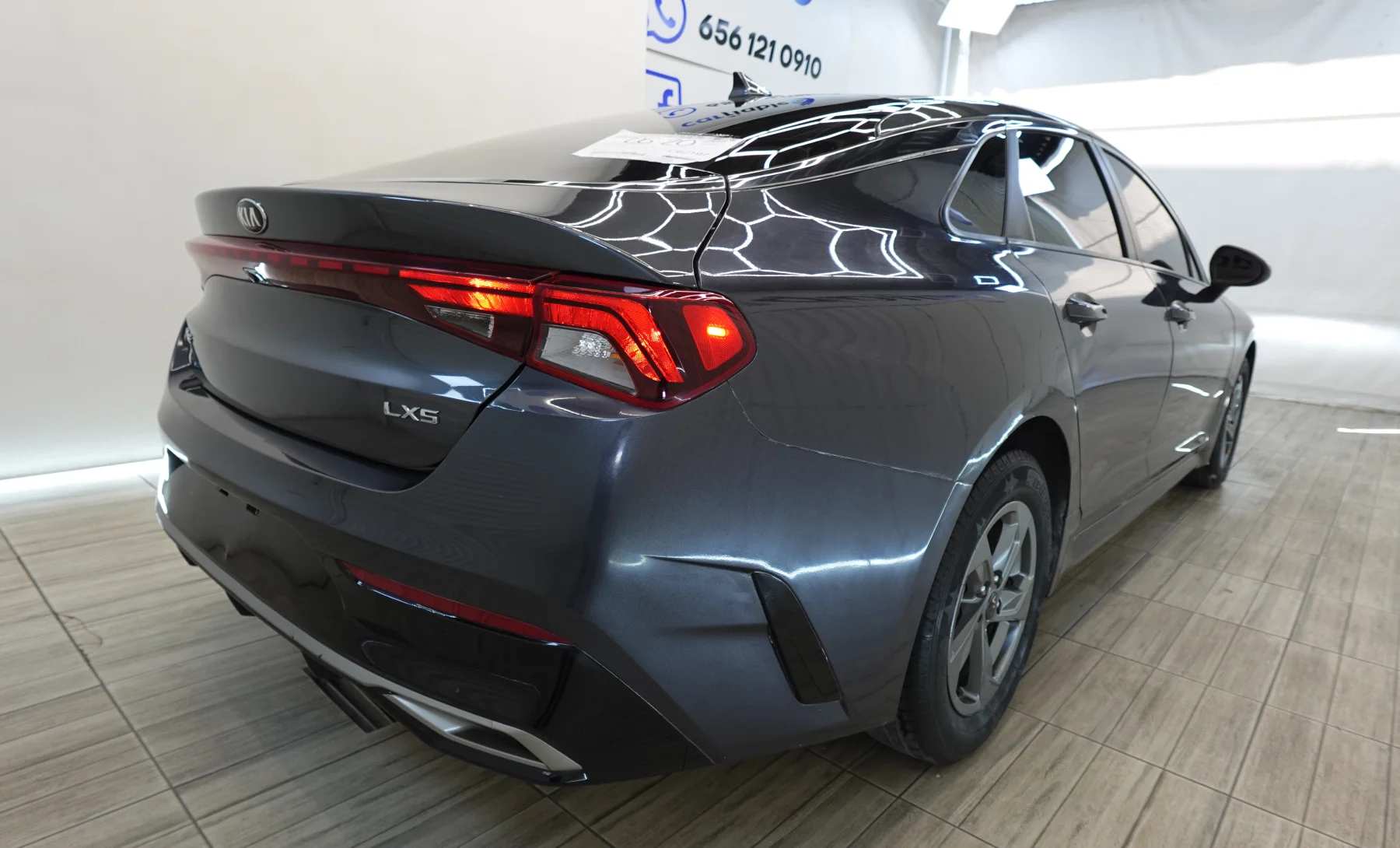 Kia K5 LXS 2021 — exterior 9 de 9
