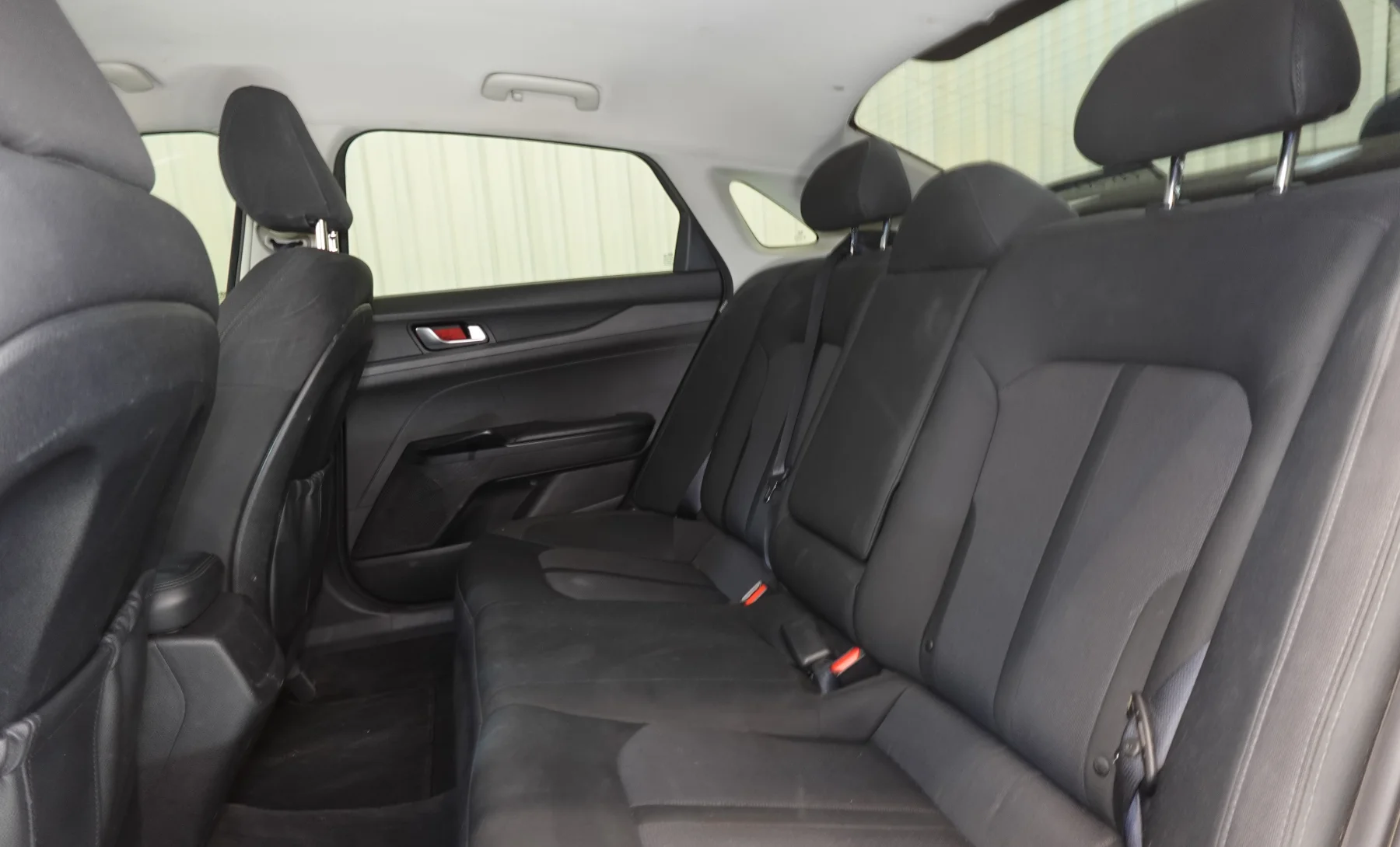 Kia K5 LXS 2021 — interior 5 de 8