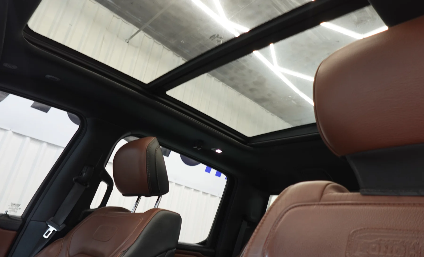 RAM 1500 Limited Longhorn 2022 — interior 5 de 6