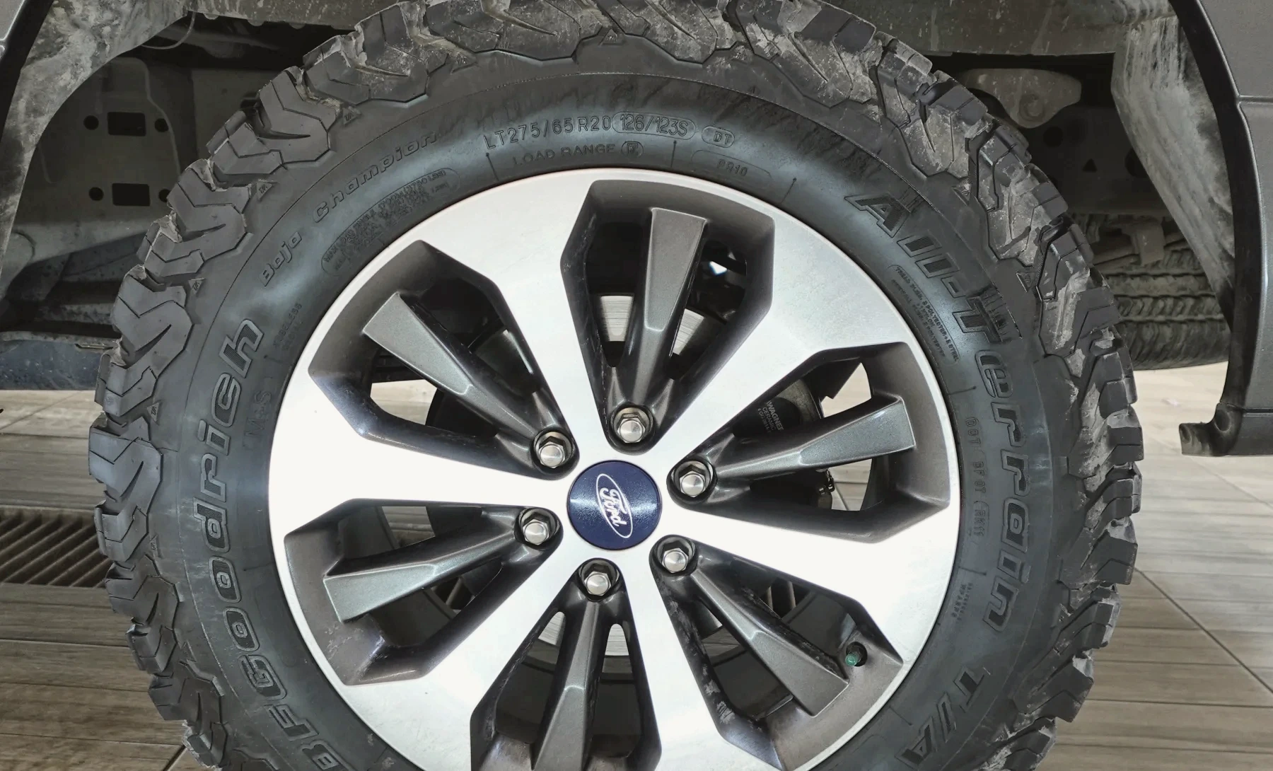 Ford F-150 XL 2019 — exterior 8 de 8
