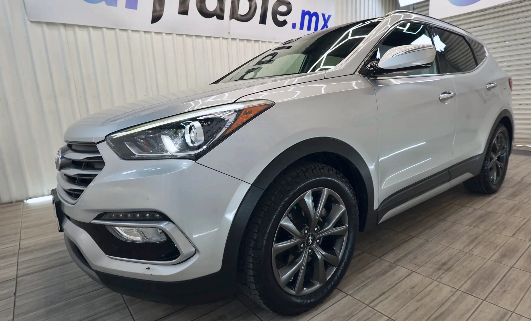 Hyundai Santa Fe Sport SE 2018 — exterior 9 de 10