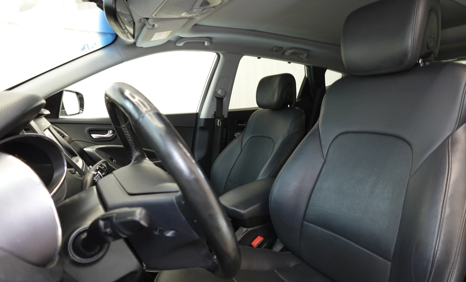 Hyundai Santa Fe Sport SE 2018 — interior 2 de 10