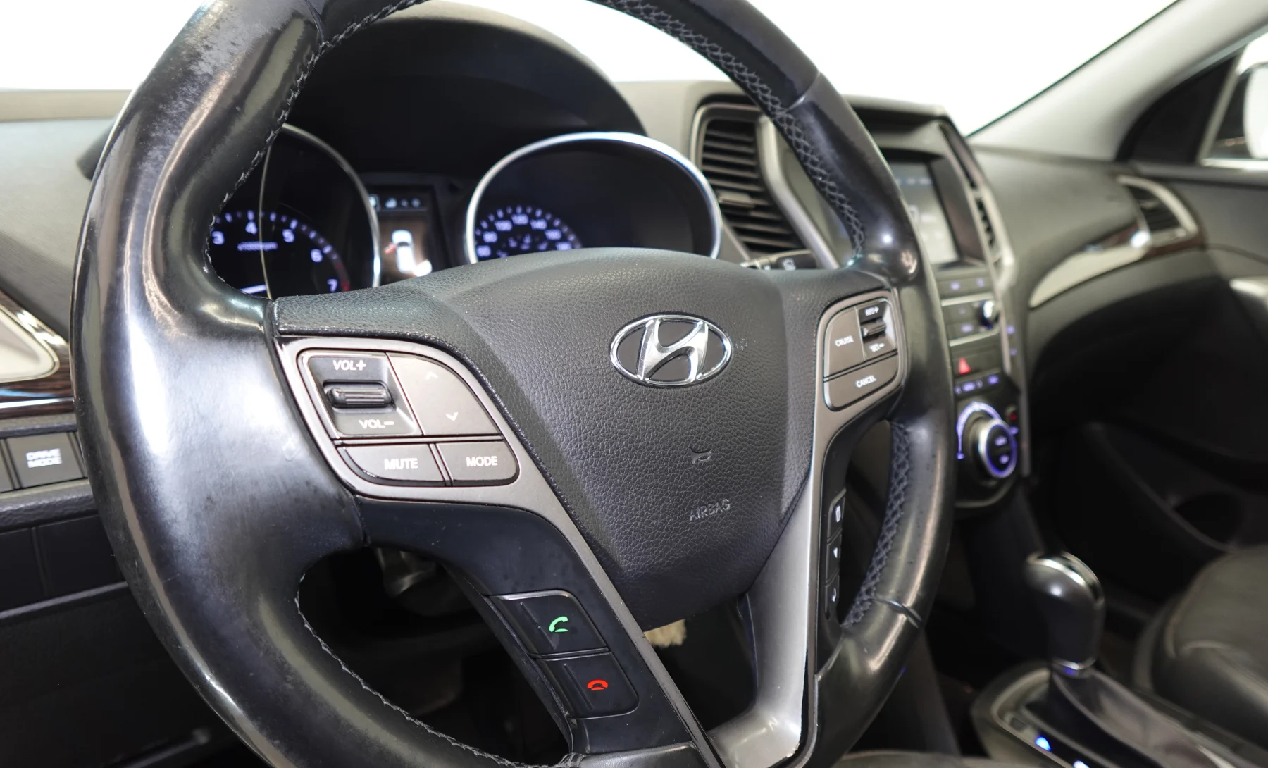 Hyundai Santa Fe Sport SE 2018 — interior 1 de 10