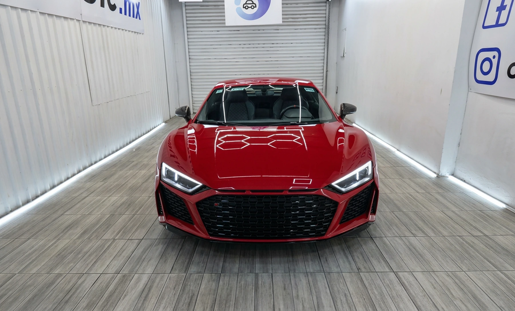 Audi R8 Plus 2017 — exterior 2 de 10