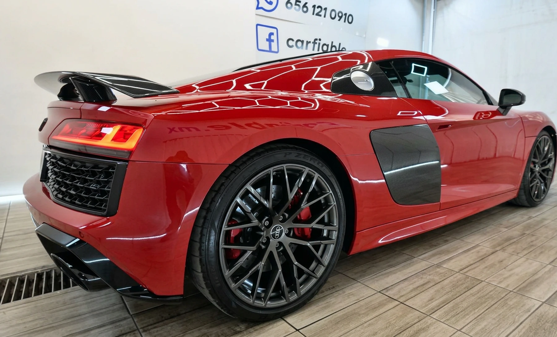 Audi R8 Plus 2017 — exterior 7 de 10
