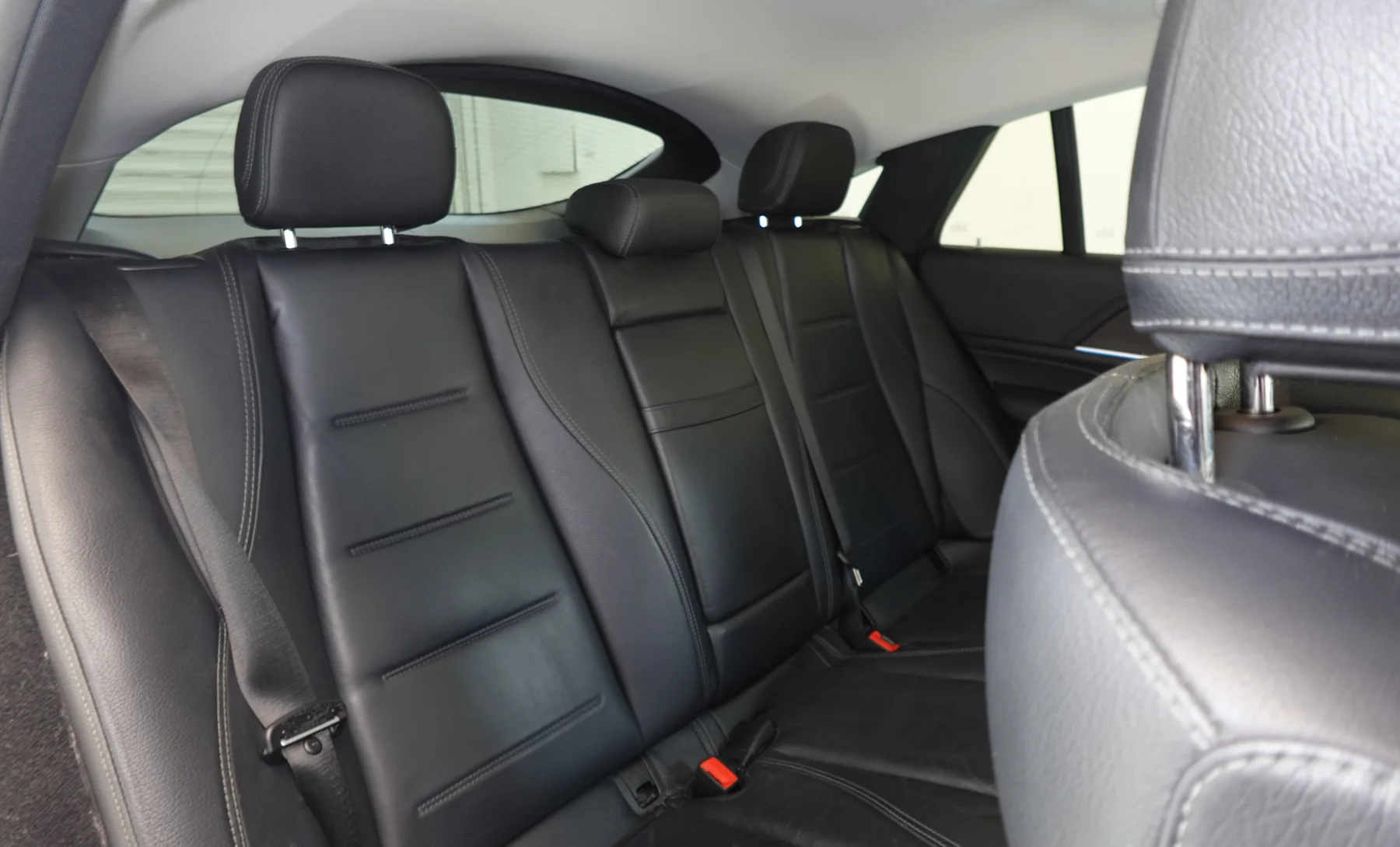Mercedes-Benz GLE450 4Matic 2022 — interior 6 de 10