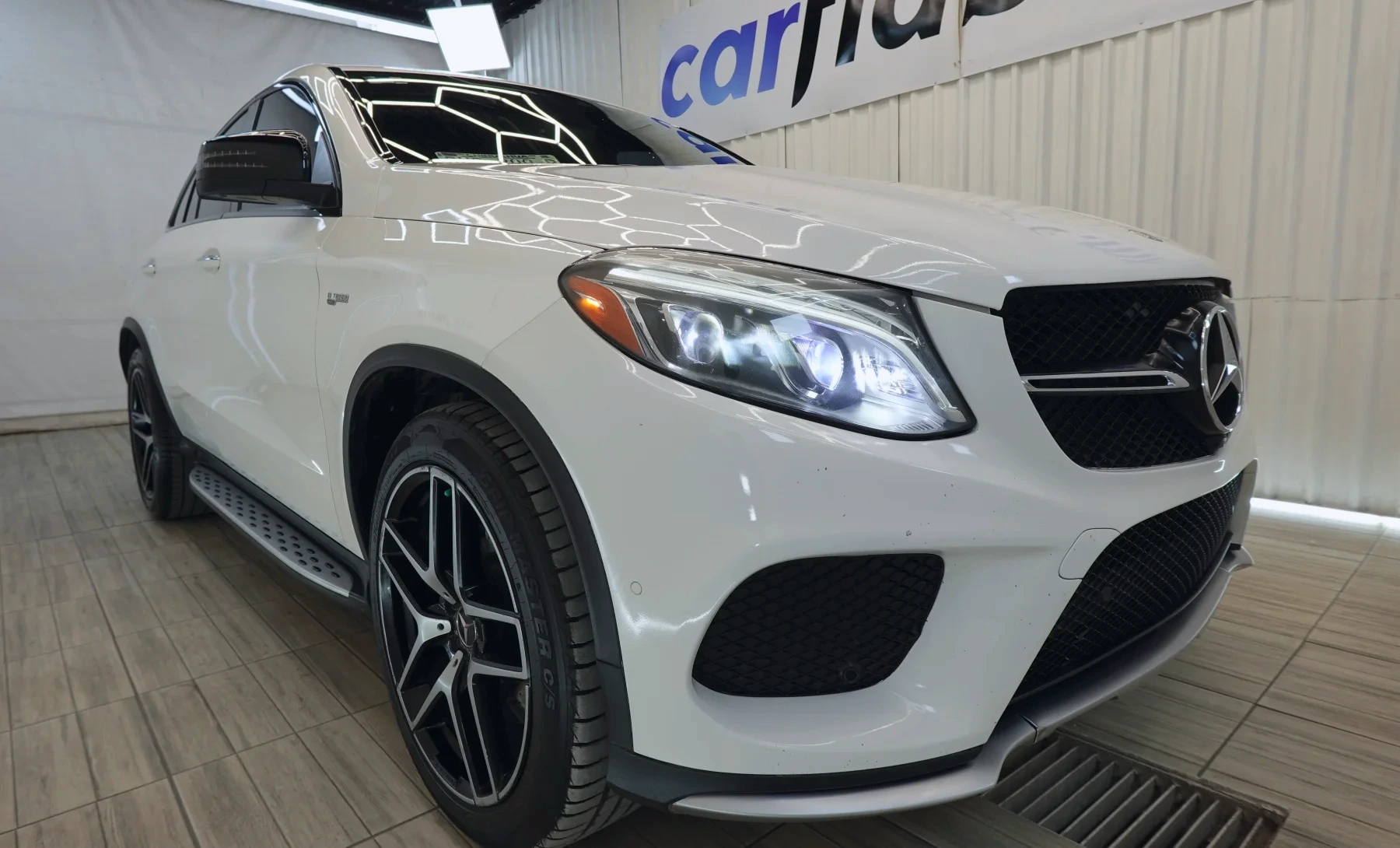 Mercedes-Benz GLE43 AMG Base 2018 — exterior 10 de 10