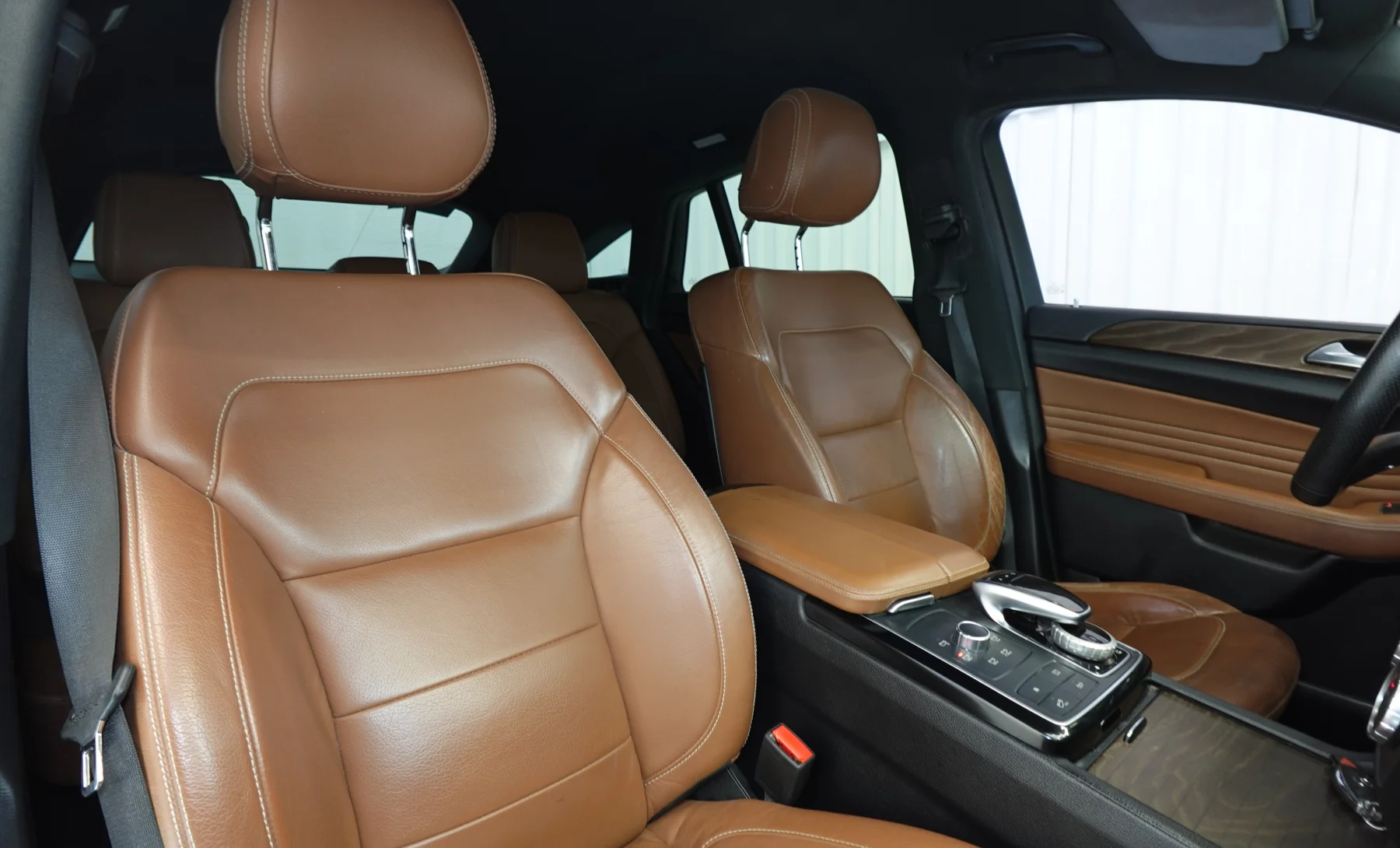 Mercedes-Benz GLE43 AMG Base 2018 — interior 9 de 10