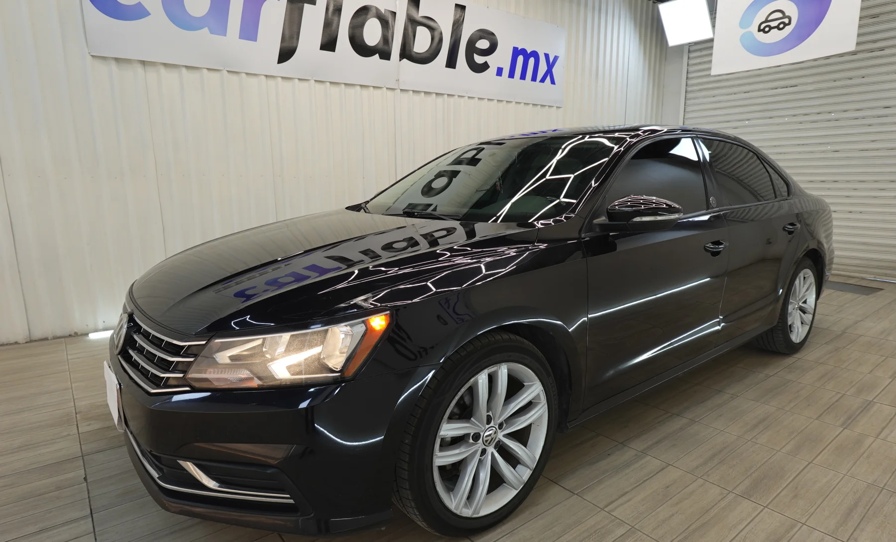 Volkswagen Passat SE R-Line 2019 — exterior 10 de 10